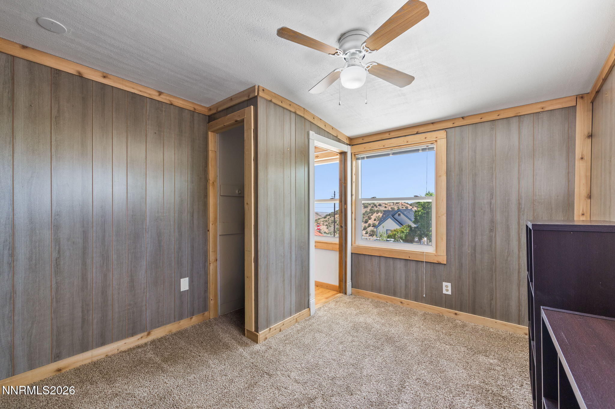 905 S E Street Property Photo 42