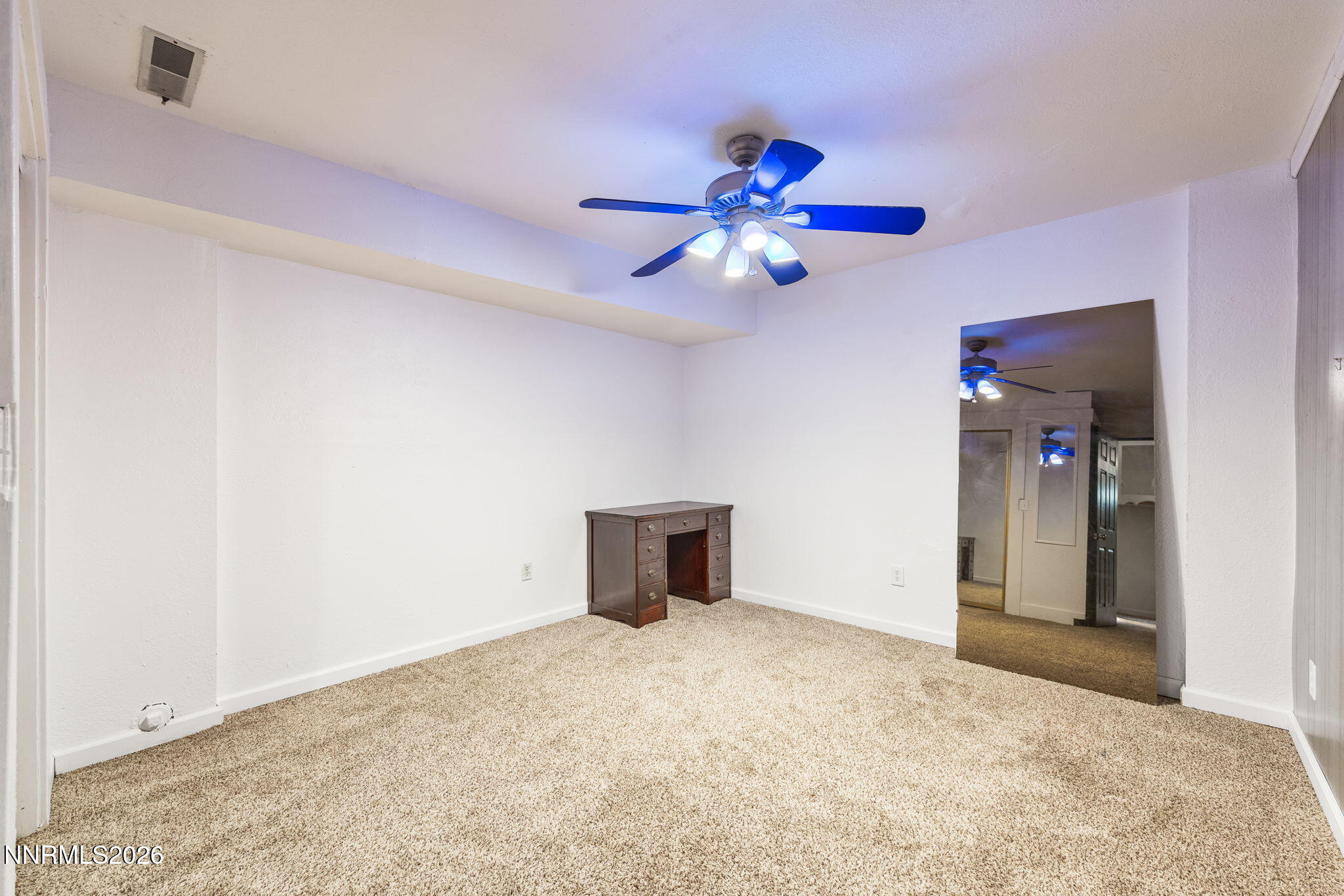 905 S E Street Property Photo 51