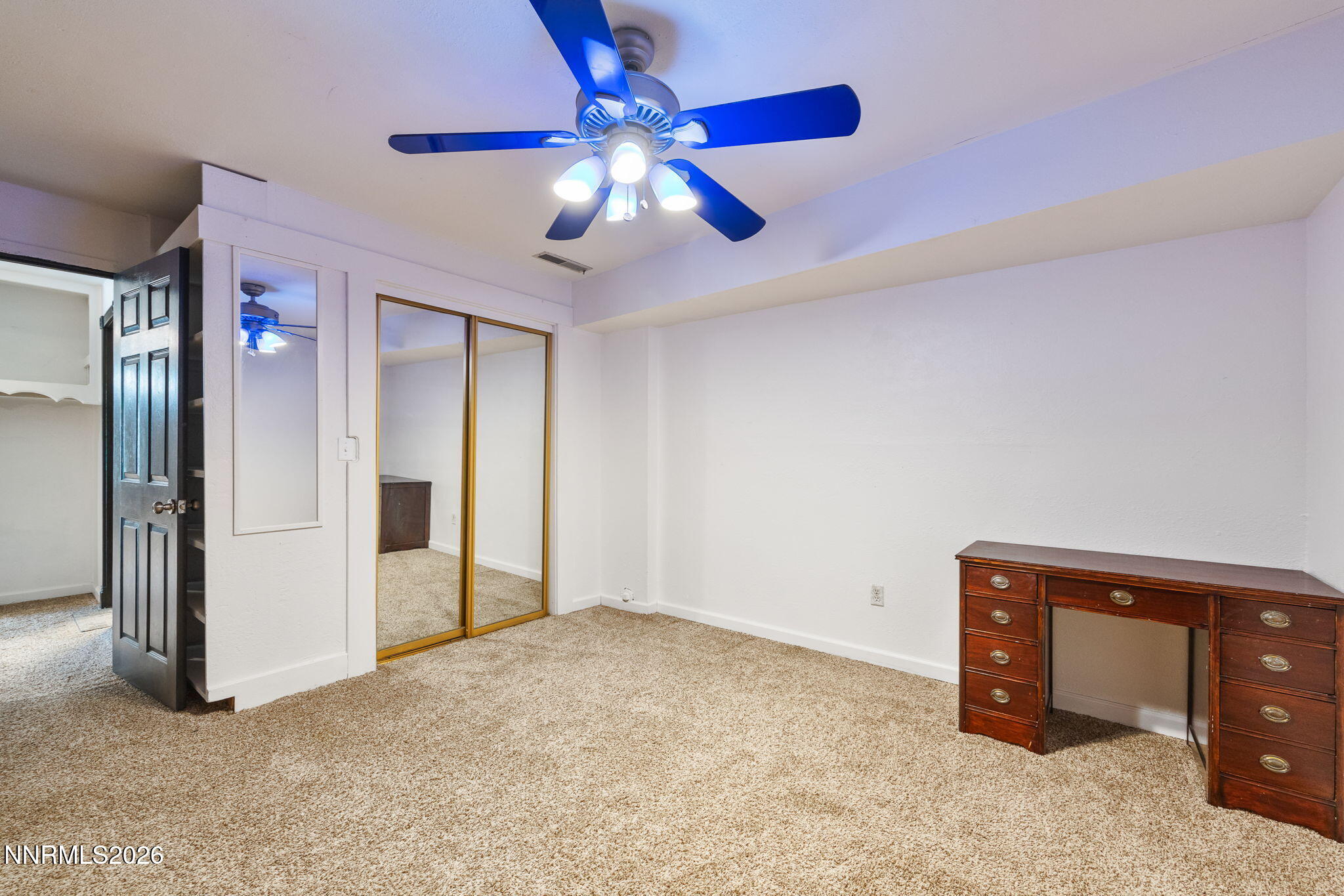 905 S E Street Property Photo 52