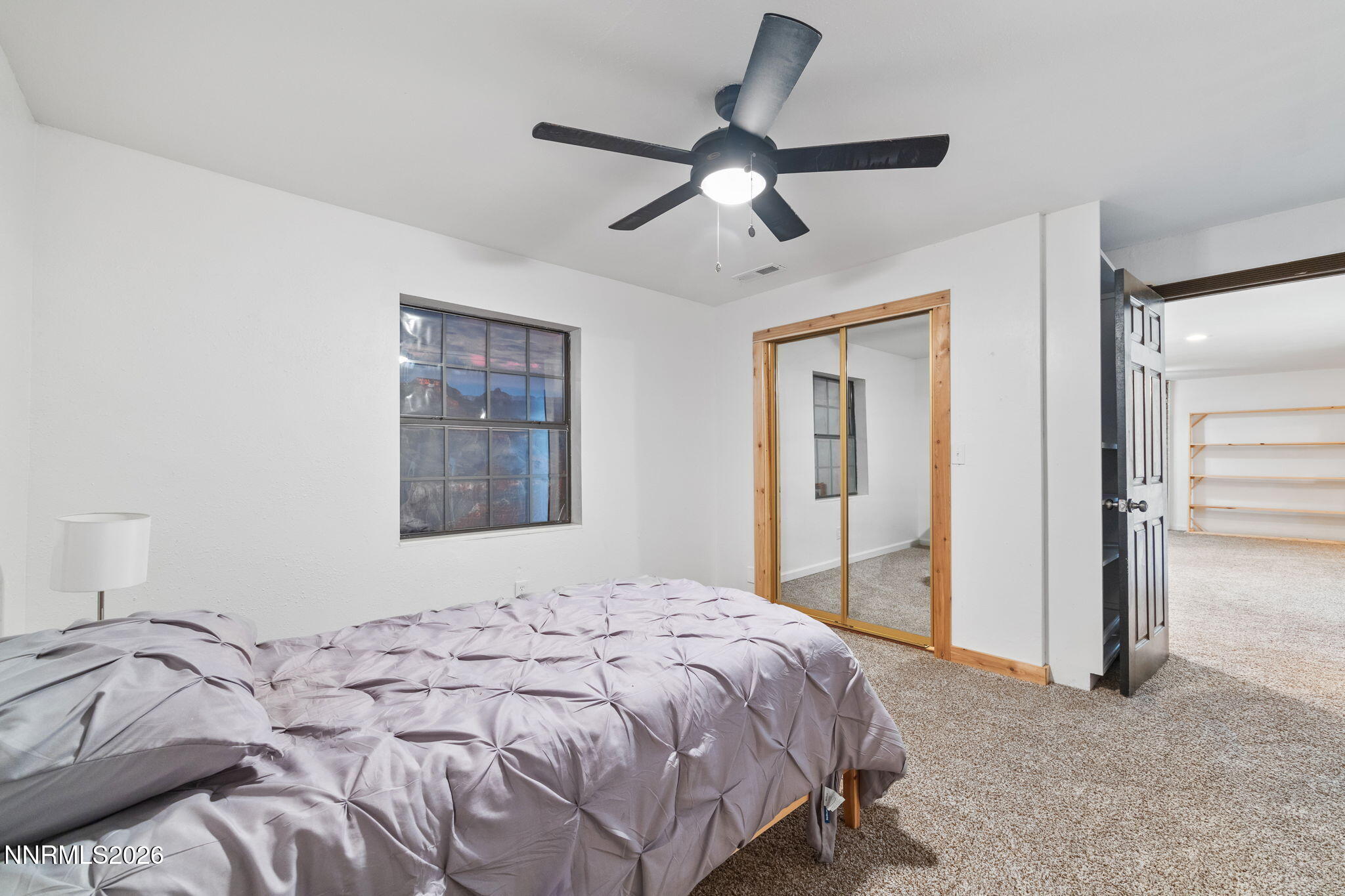905 S E Street Property Photo 54