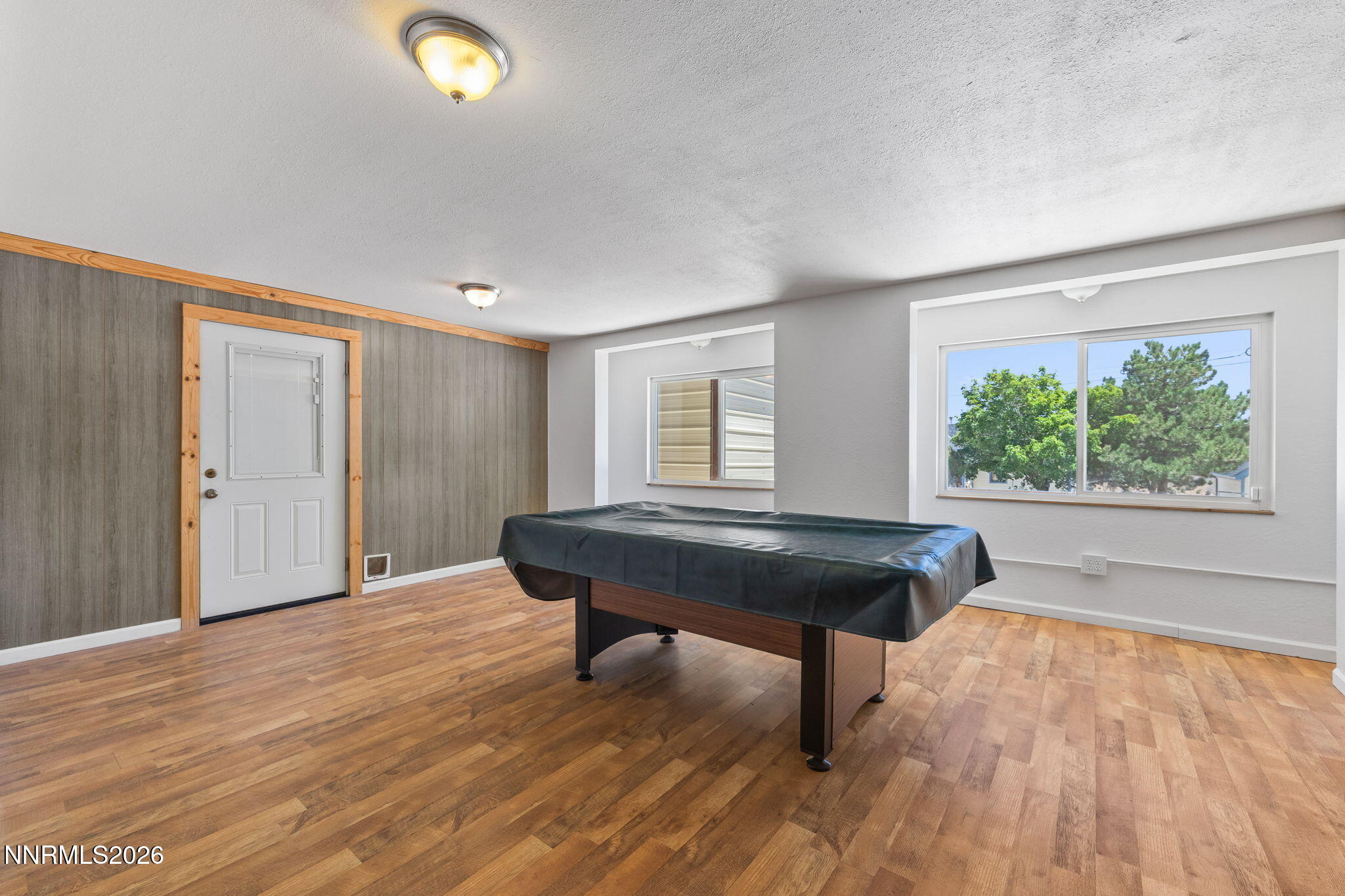 905 S E Street Property Photo 55