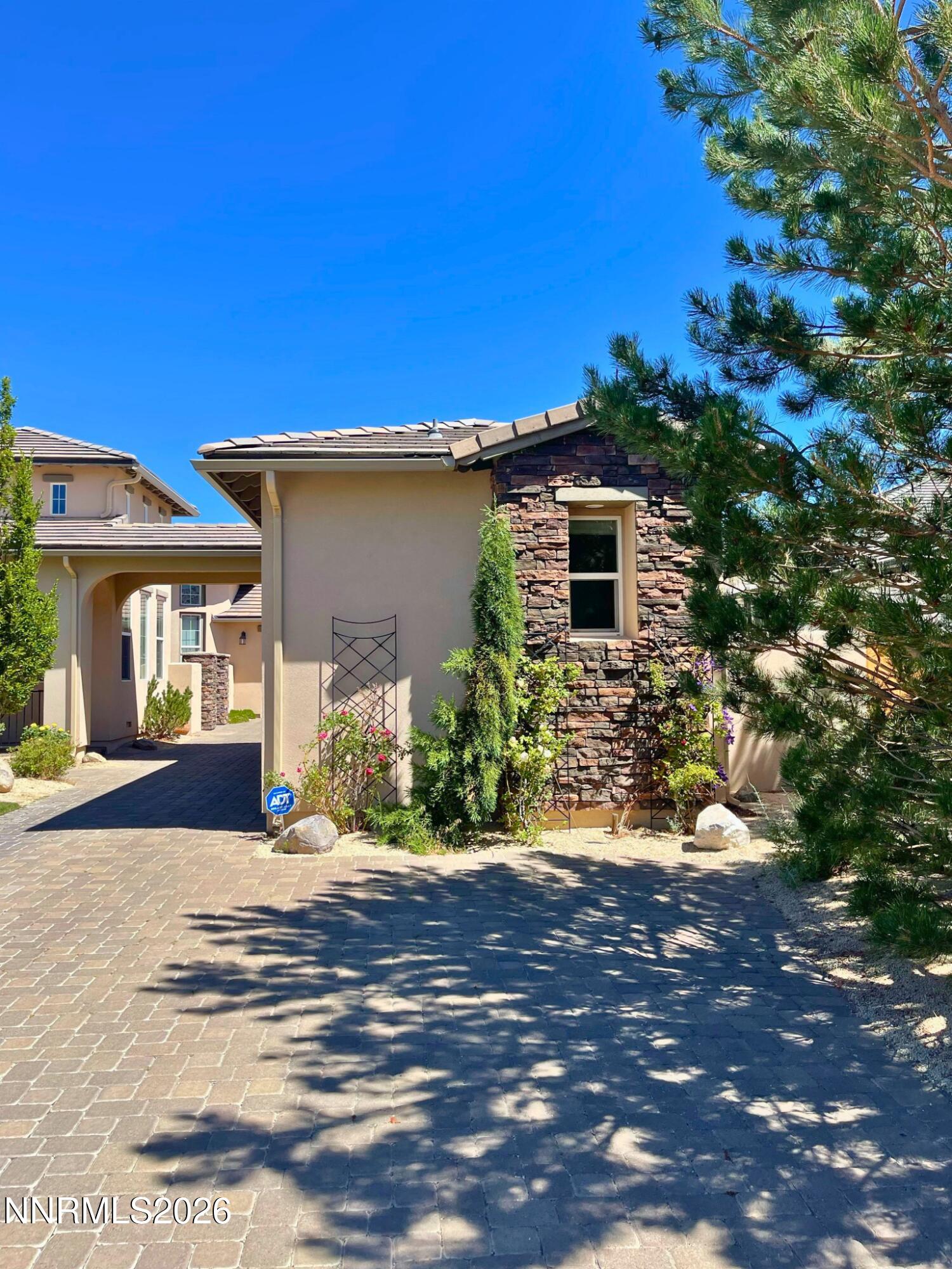 10044 Vía Ponte Property Photo 1