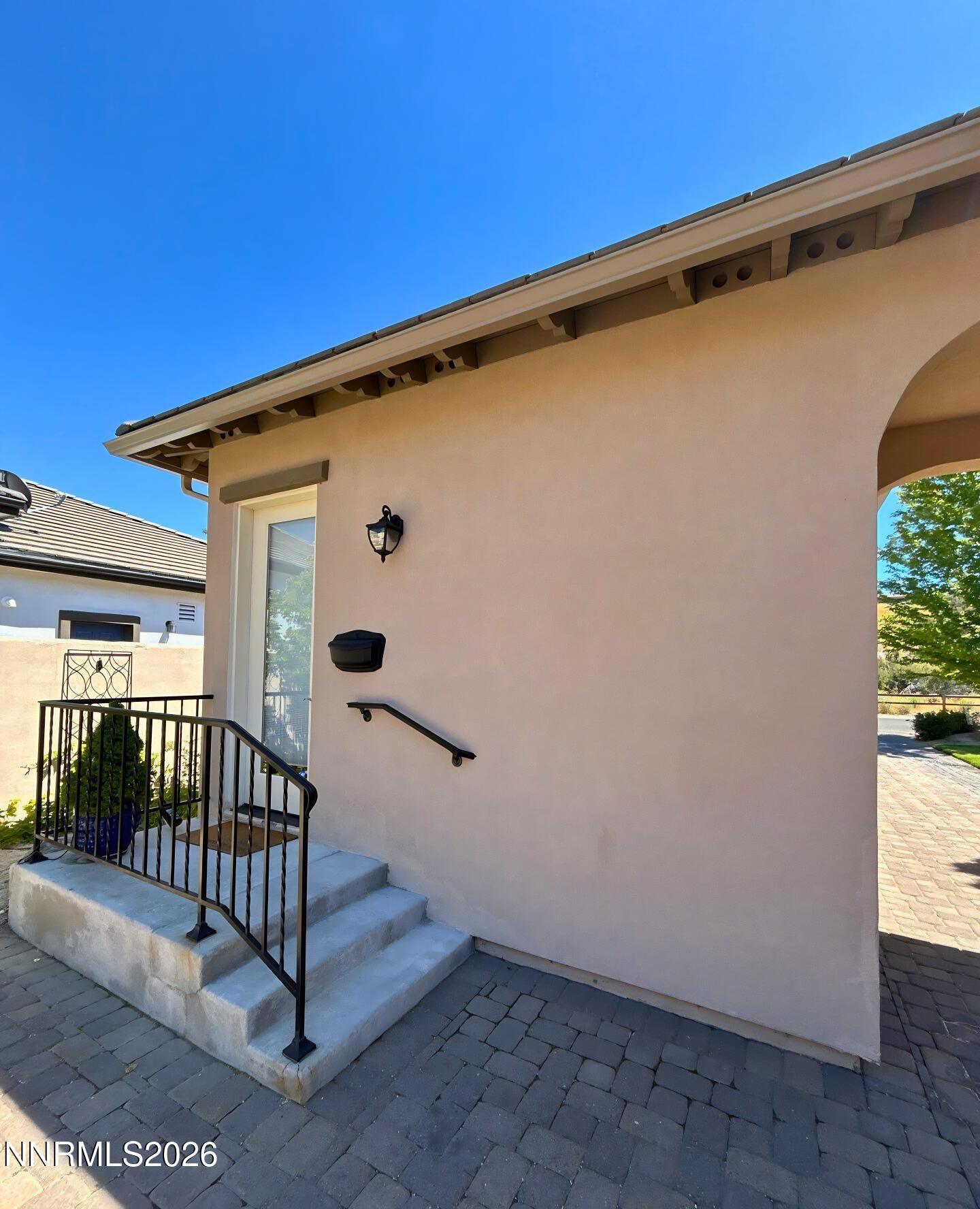 10044 Vía Ponte Property Photo 3
