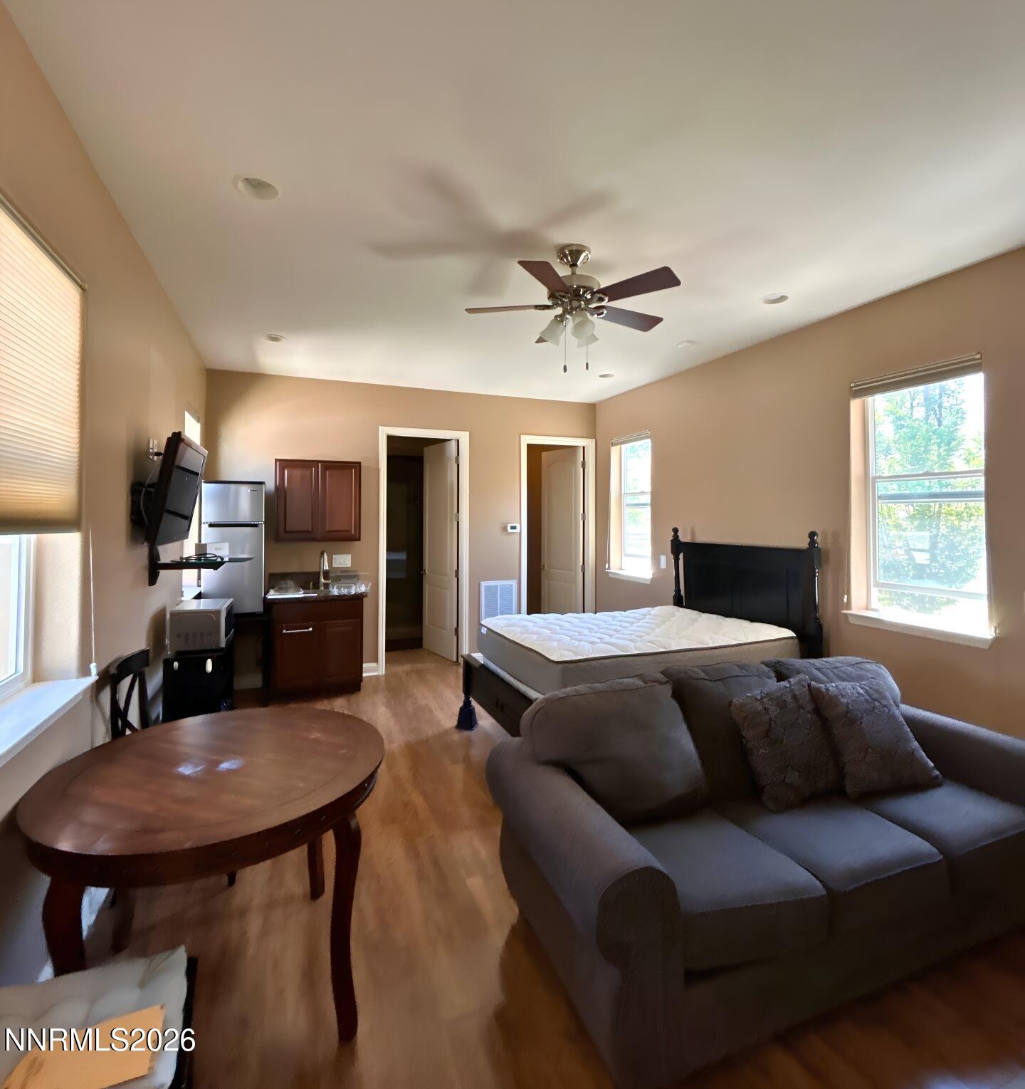 10044 Vía Ponte Property Photo 4