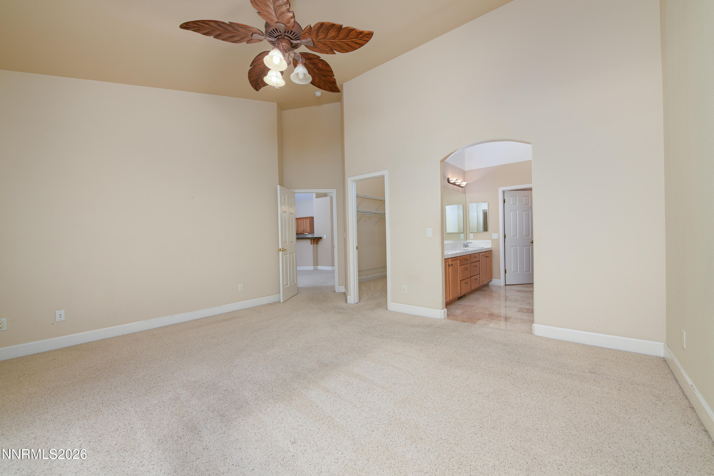 1482 Grendon Way Property Photo 19