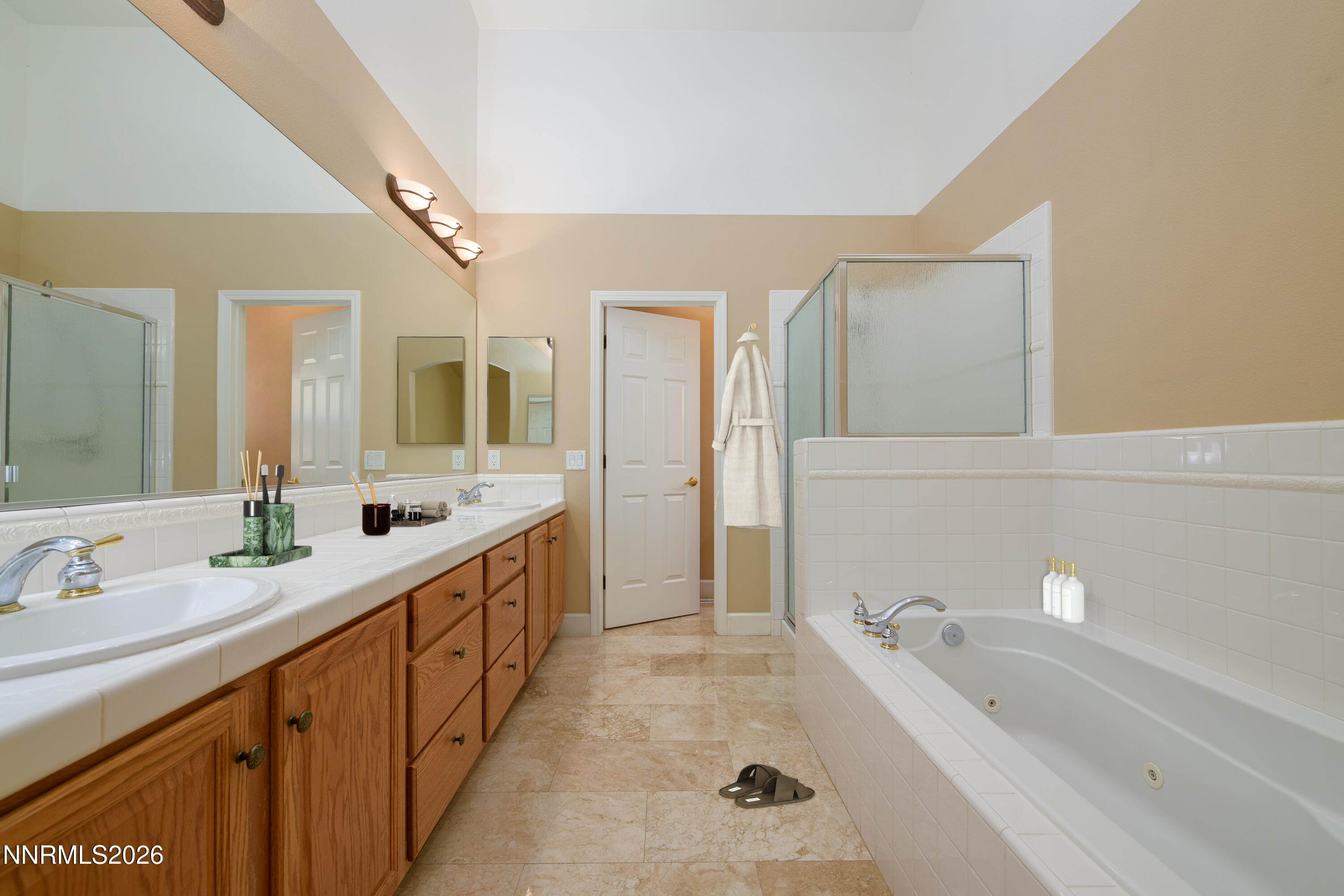 1482 Grendon Way Property Photo 21