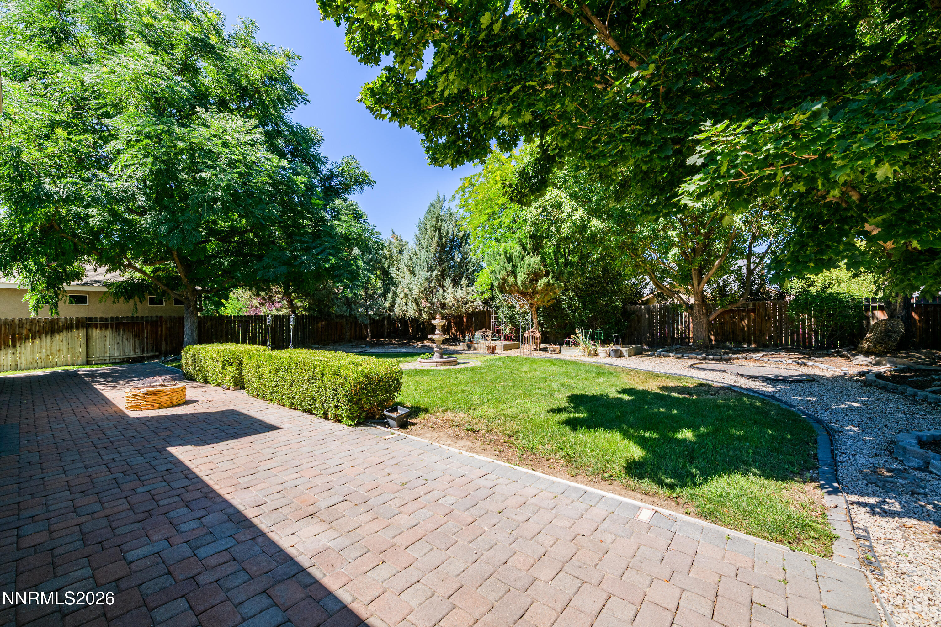 1482 Grendon Way Property Photo 30