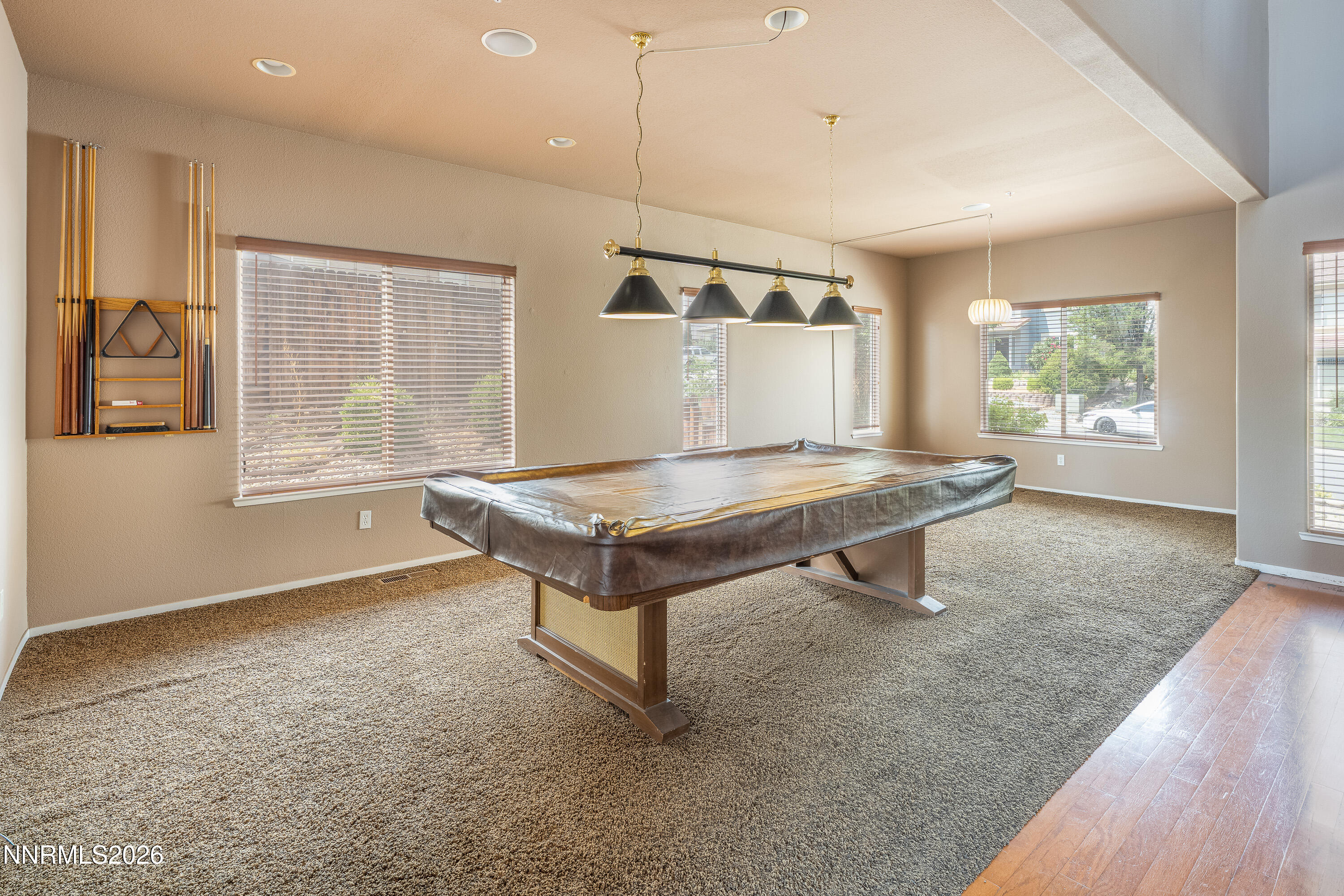 3270 Creekside Lane Property Photo 4