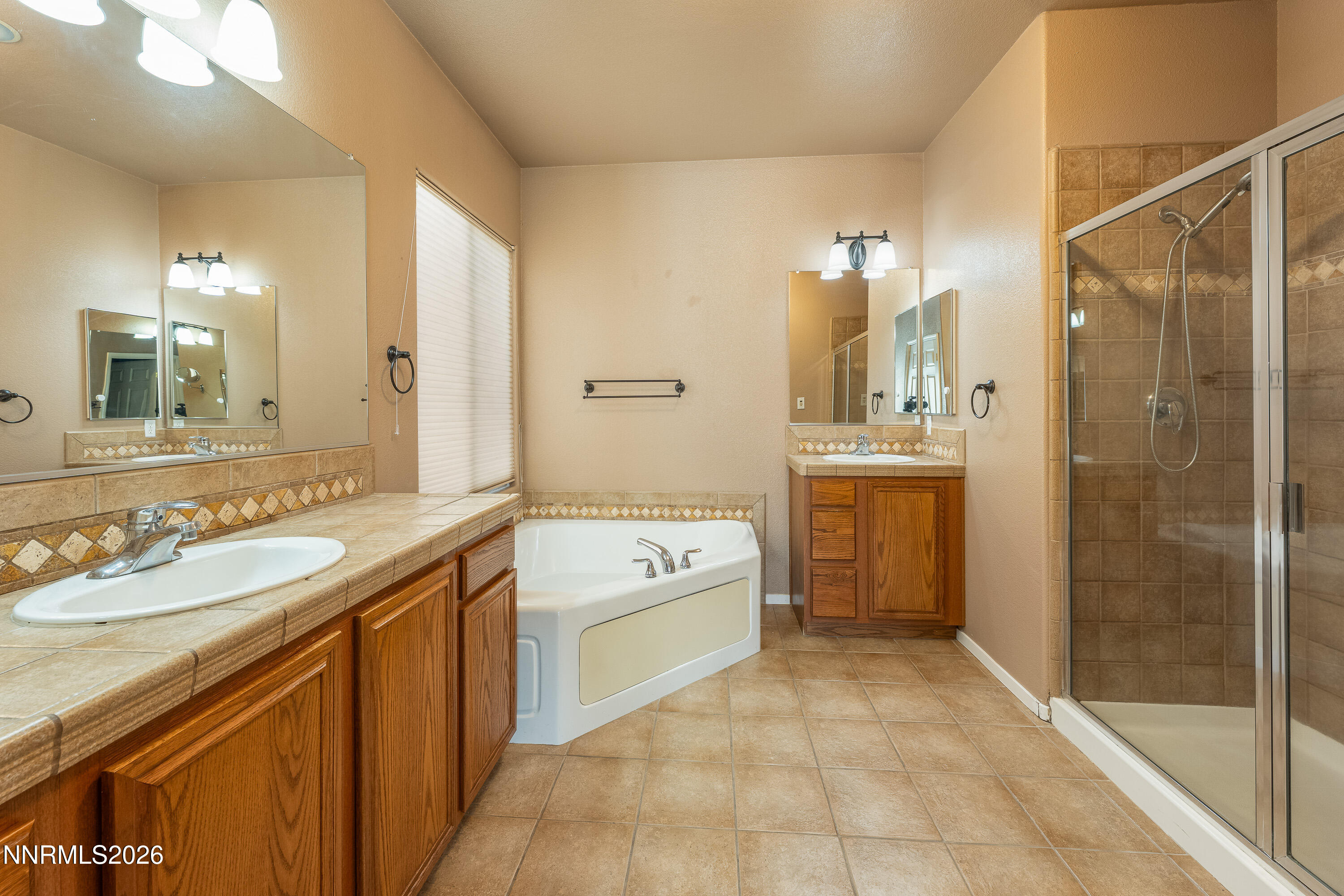 3270 Creekside Lane Property Photo 6
