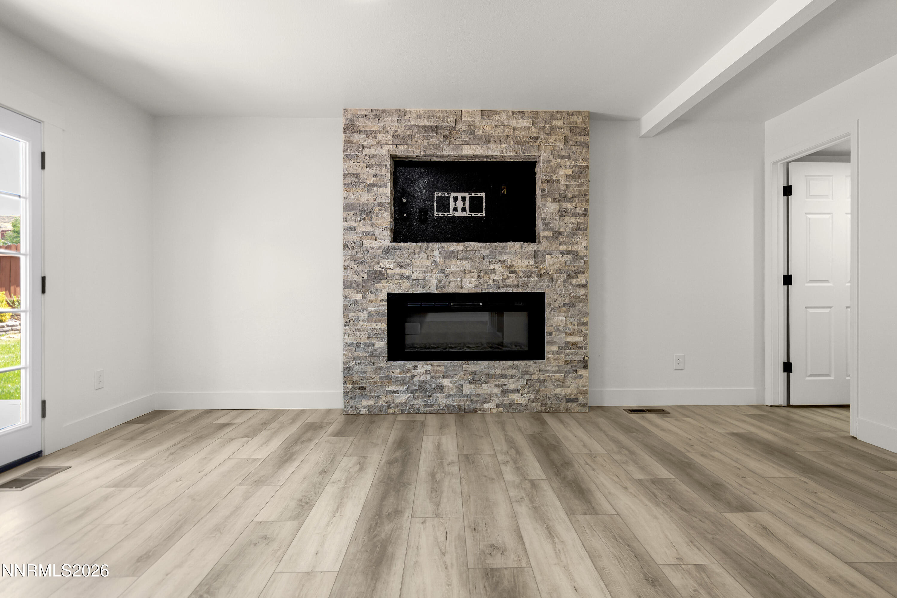 5689 Peach Court Property Photo 21