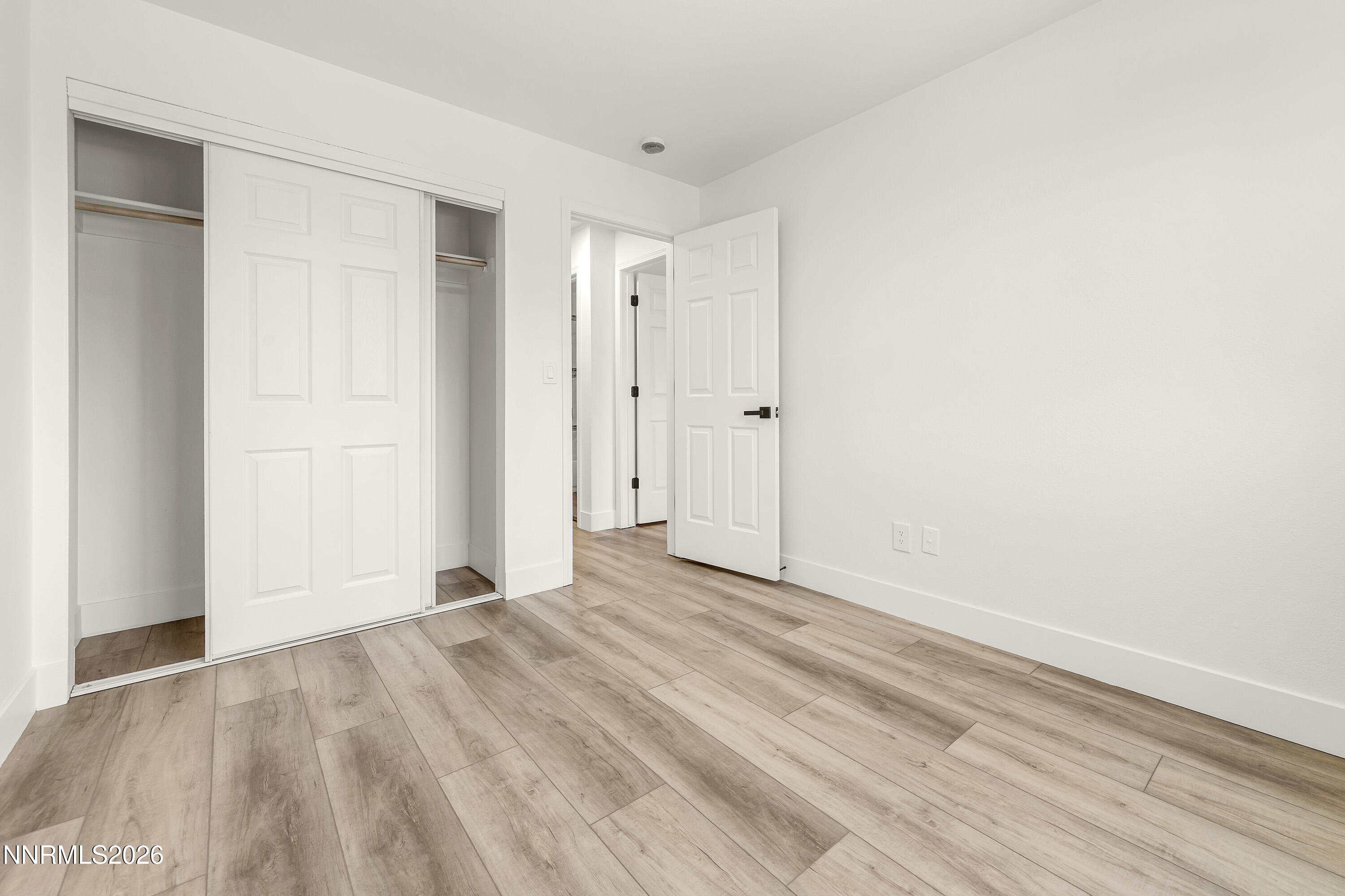 5689 Peach Court Property Photo 35