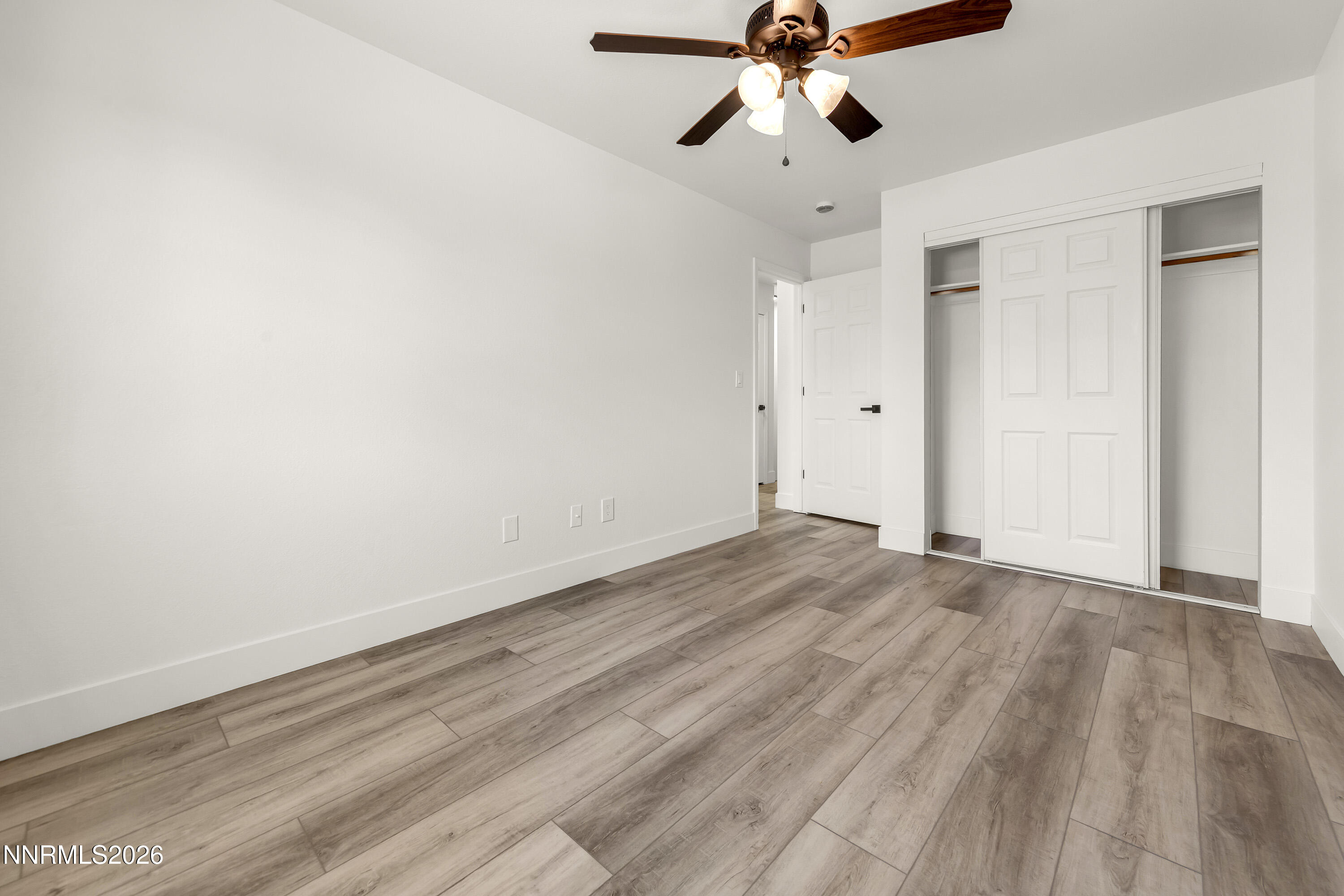 5689 Peach Court Property Photo 38