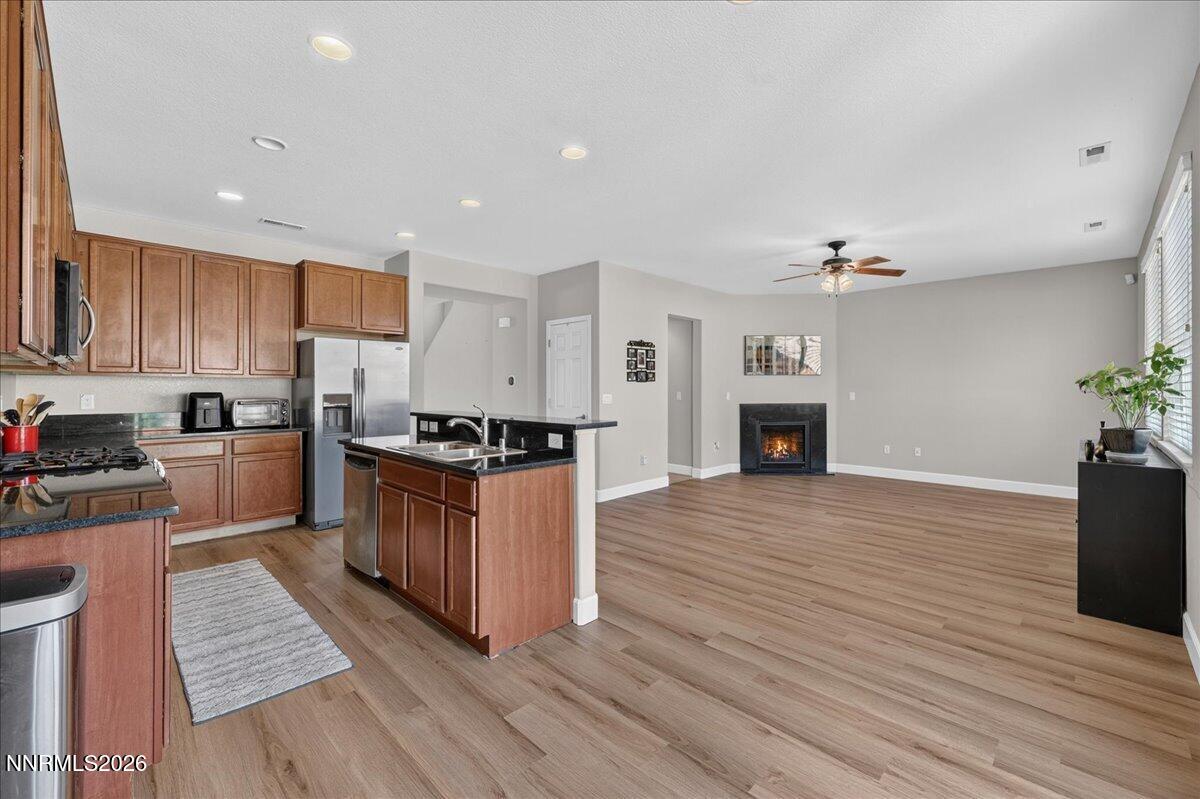 7325 Heritage Oaks Drive Property Photo 11