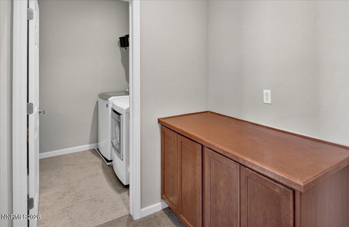 7325 Heritage Oaks Drive Property Photo 27
