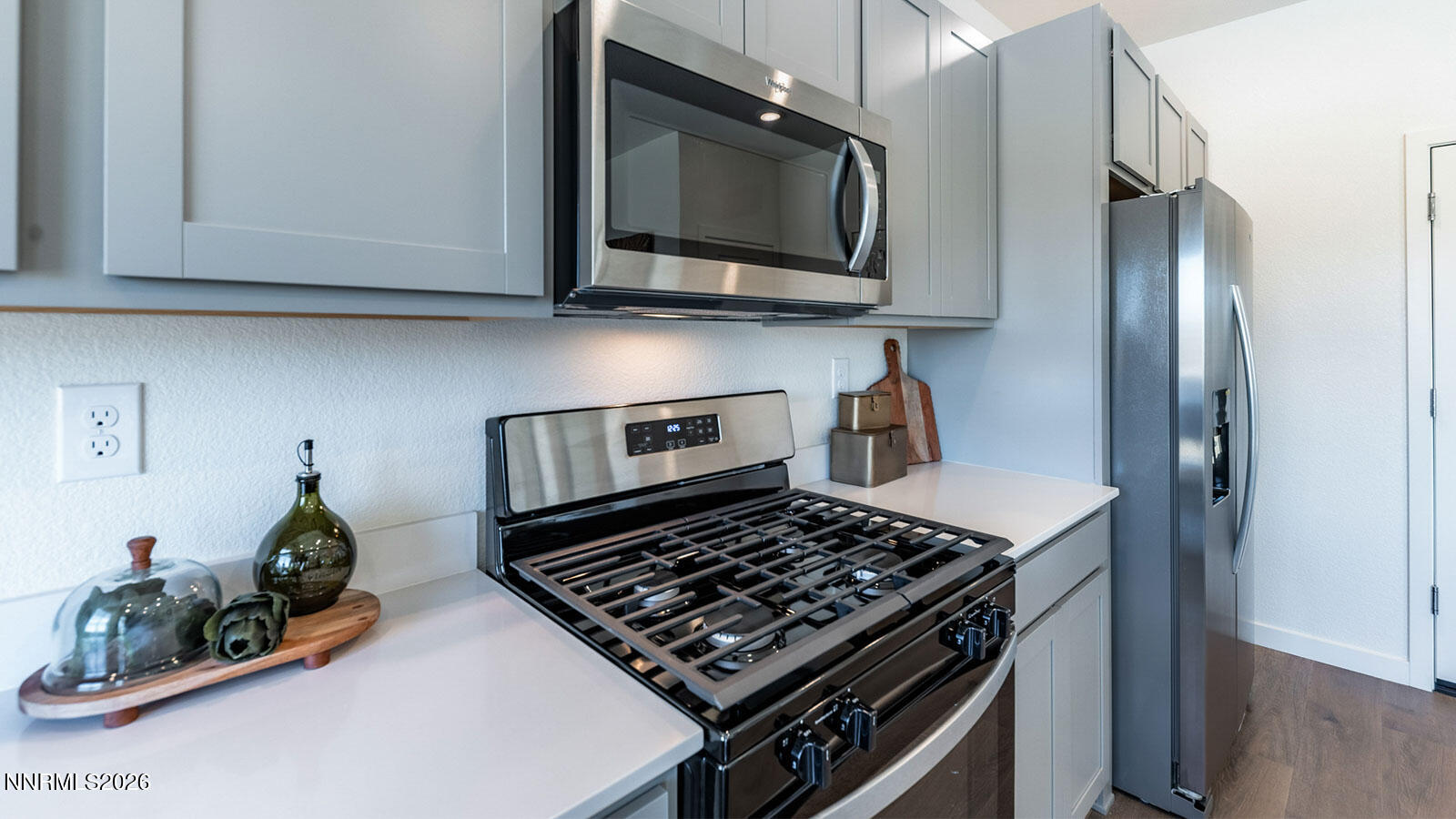 7556 Editor Drive Property Photo 11