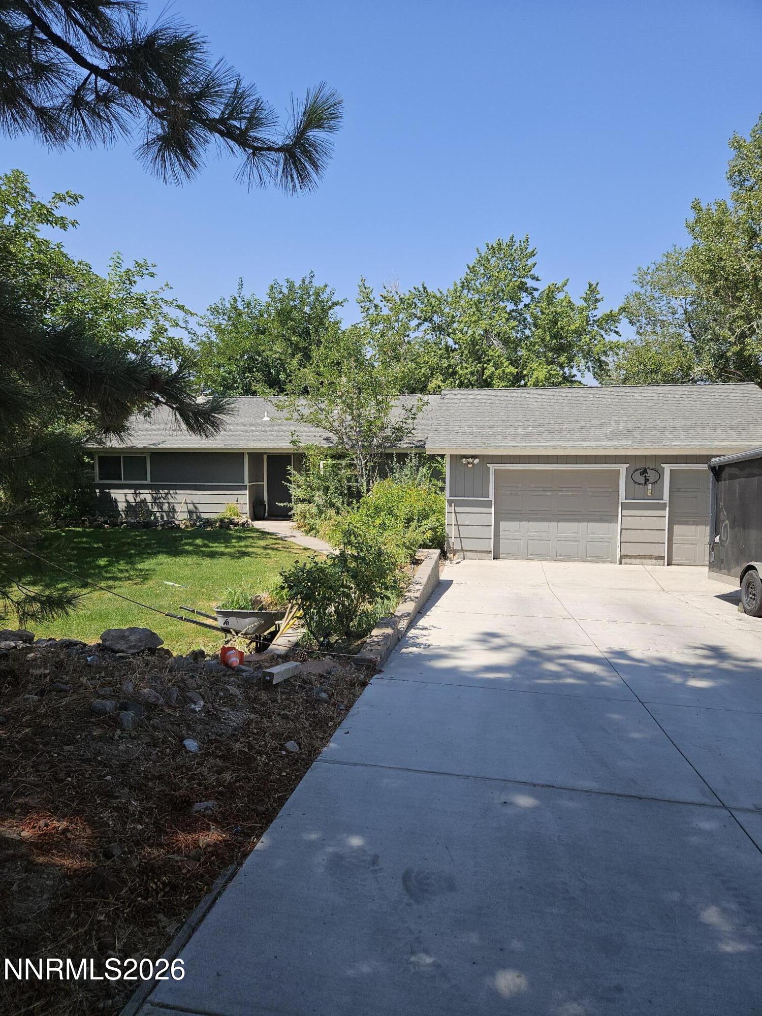 13935 Rancheros Drive Property Photo 1