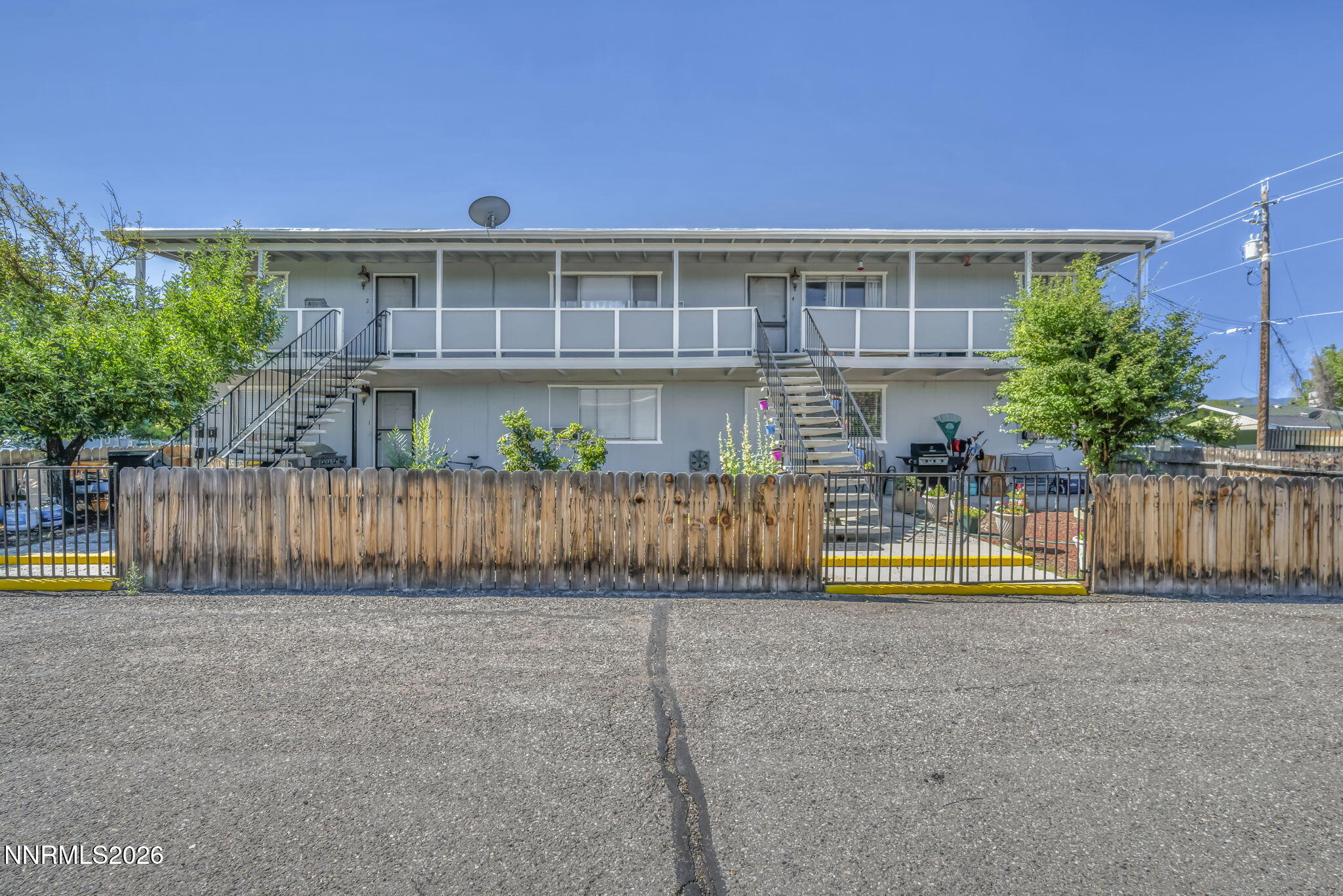 1400 N Edmonds Drive Property Photo 2