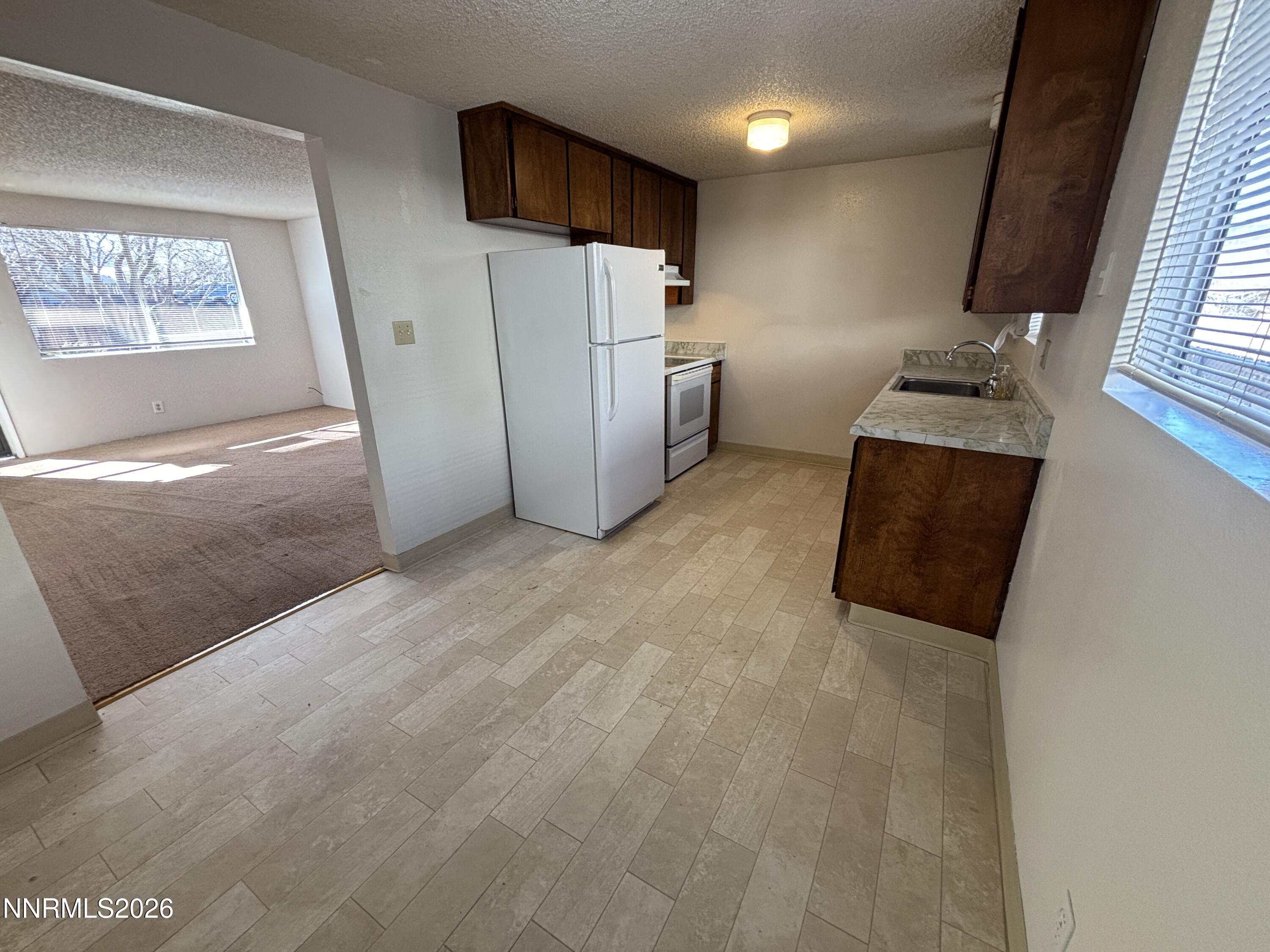 1400 N Edmonds Drive Property Photo 14