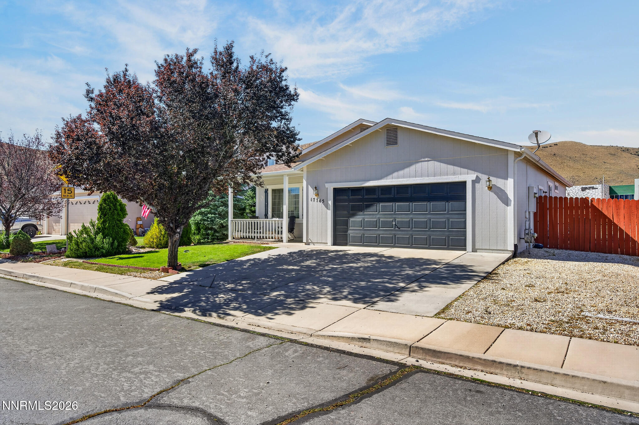 17745 Live Oak Court Property Photo 3