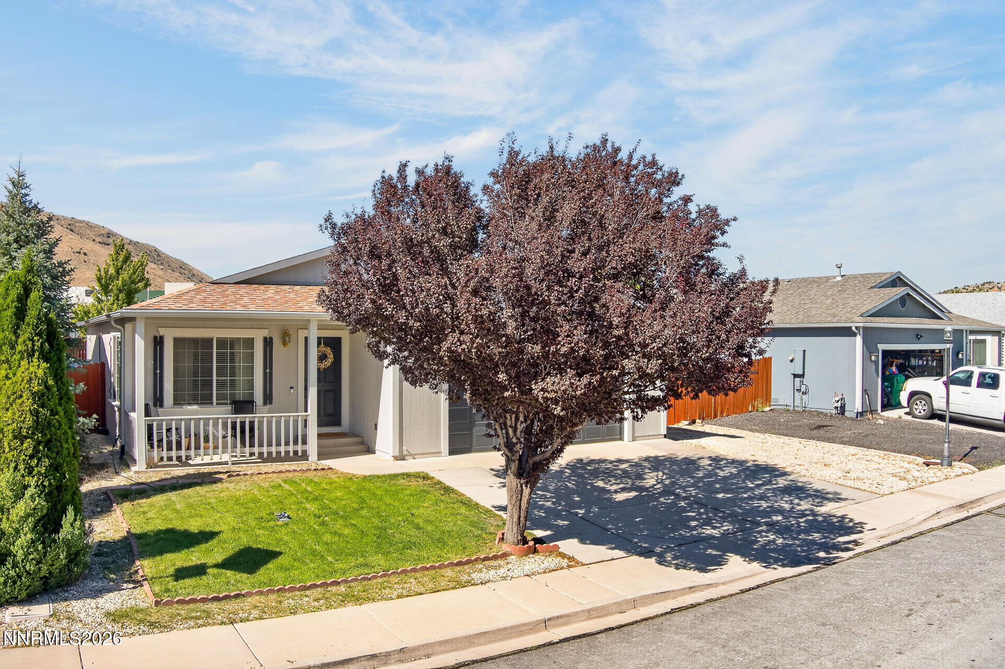17745 Live Oak Court Property Photo 4