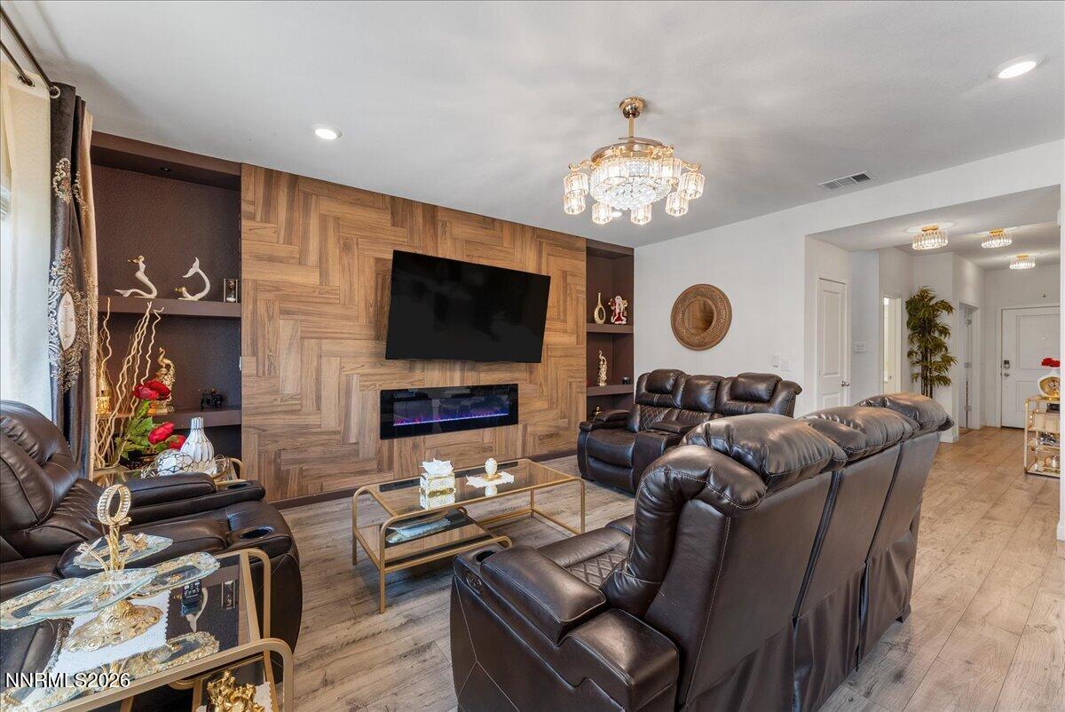 1377 Full Moon Way Property Photo 6