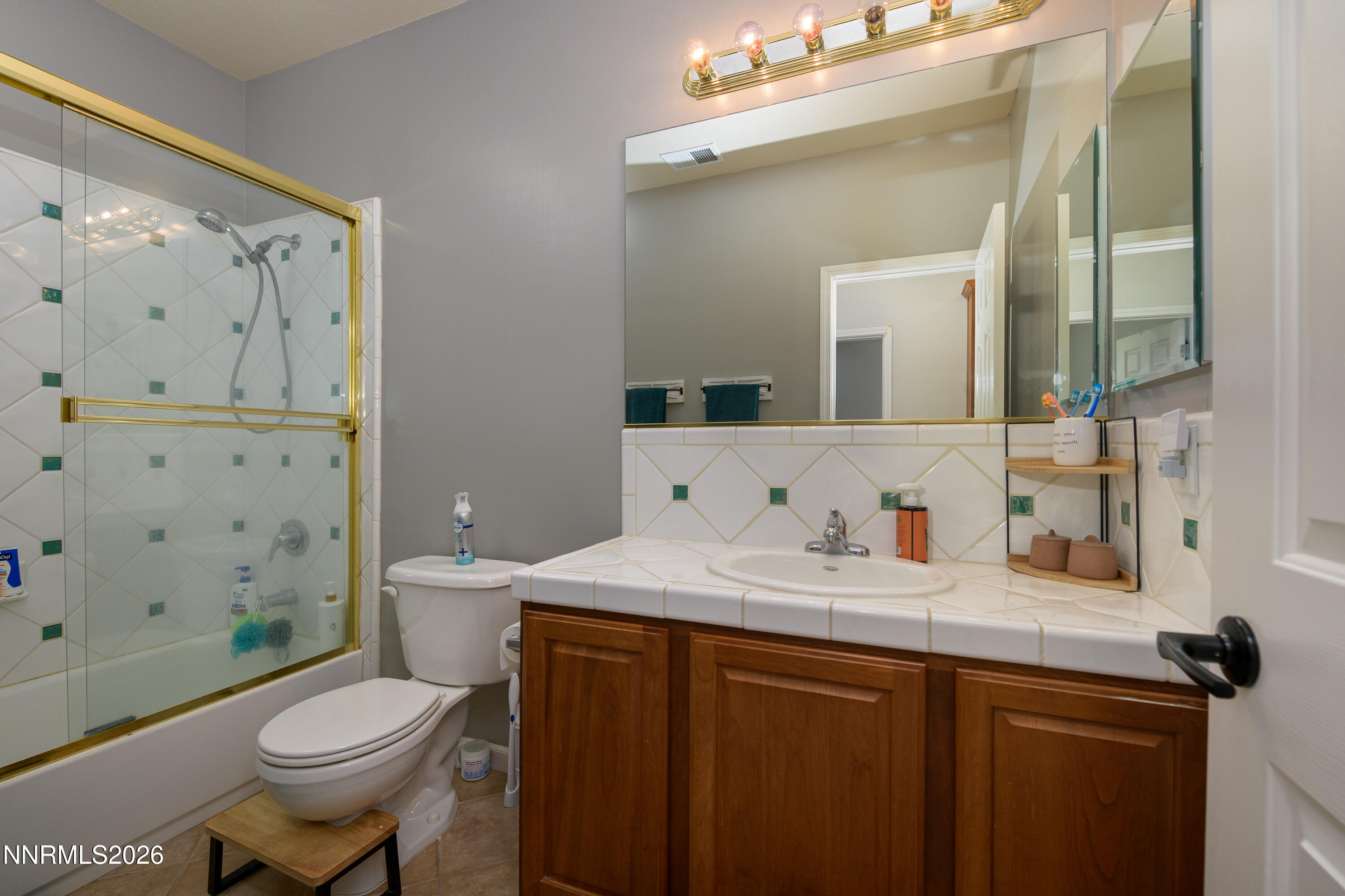 908 Lakeview Drive Property Photo 25