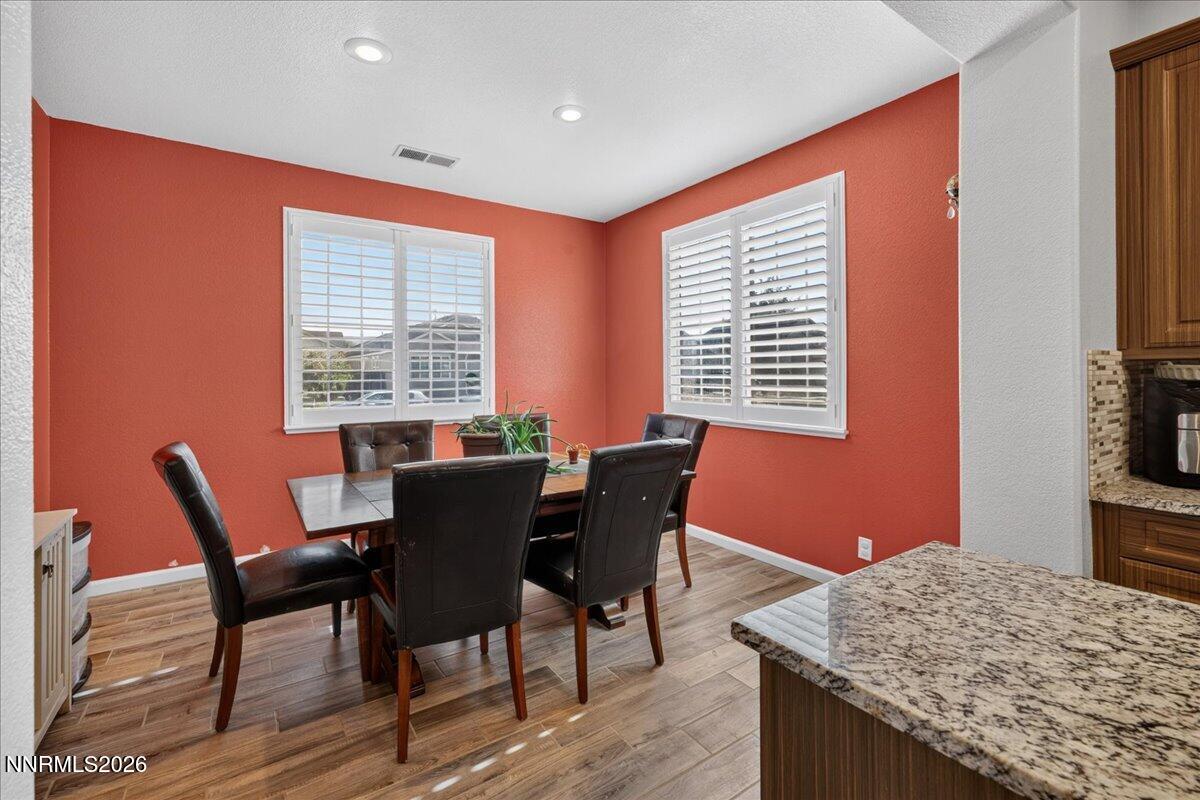 1460 Shadow Lane Property Photo 12
