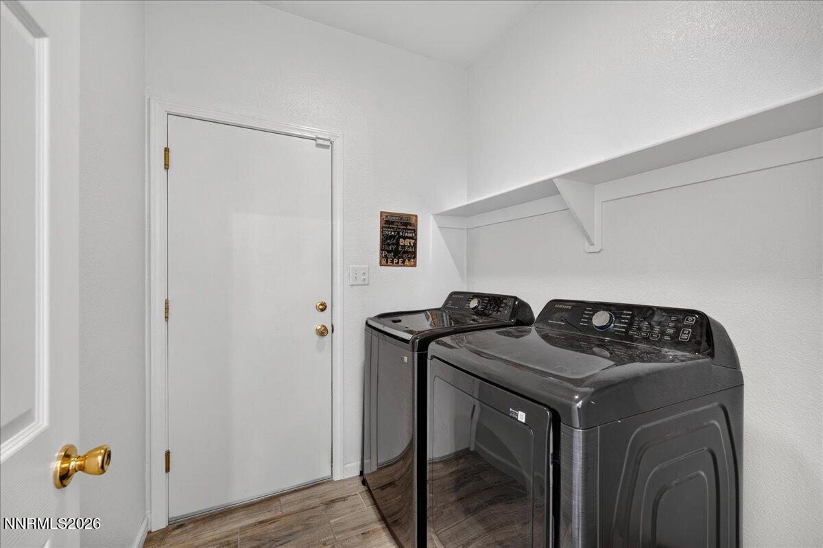 1460 Shadow Lane Property Photo 21