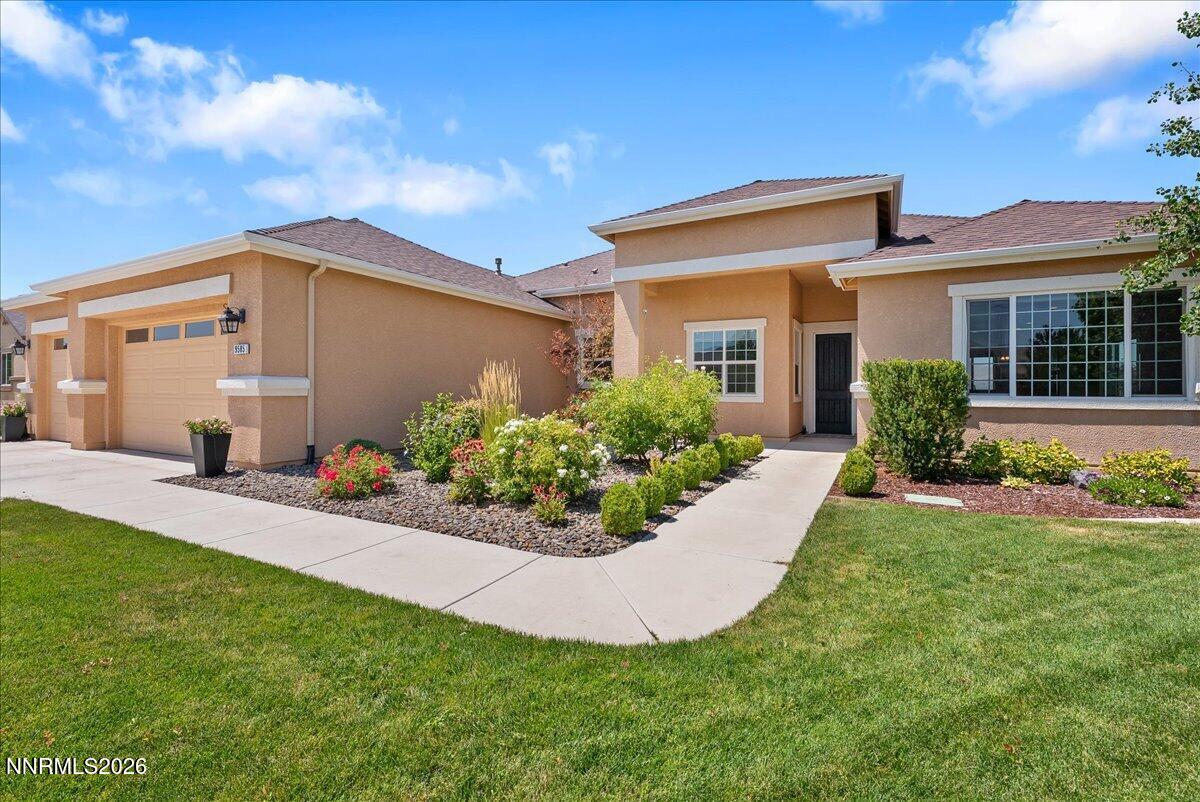 9585 Hayfield Drive Property Photo 3
