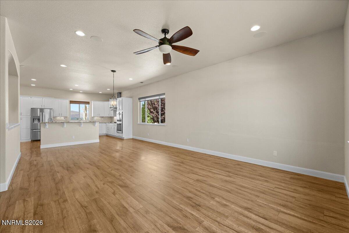 9585 Hayfield Drive Property Photo 9