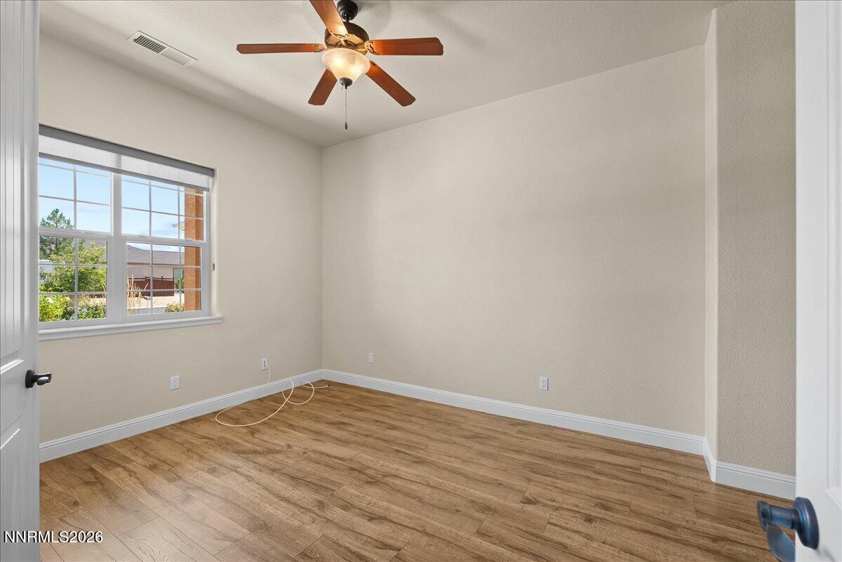 9585 Hayfield Drive Property Photo 10