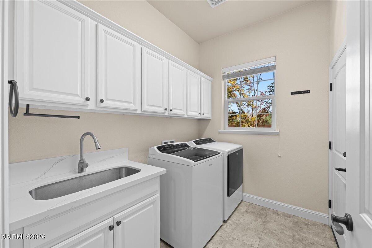9585 Hayfield Drive Property Photo 21
