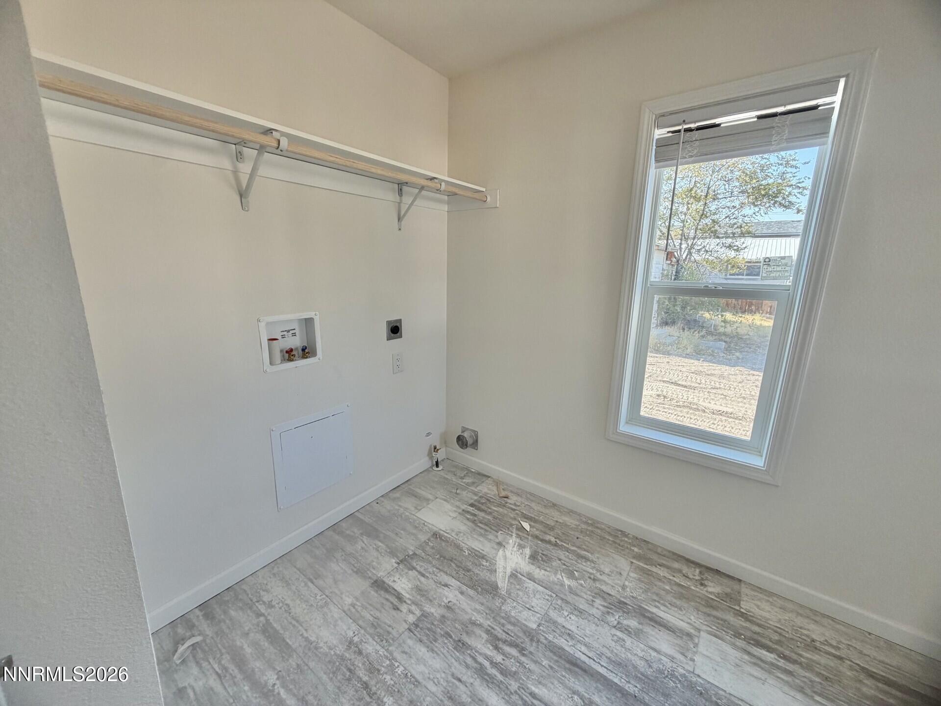 528 Wildes Street Property Photo 14