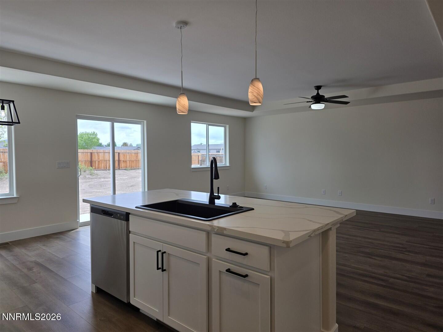 200 Pinion Pine Court Property Photo 6