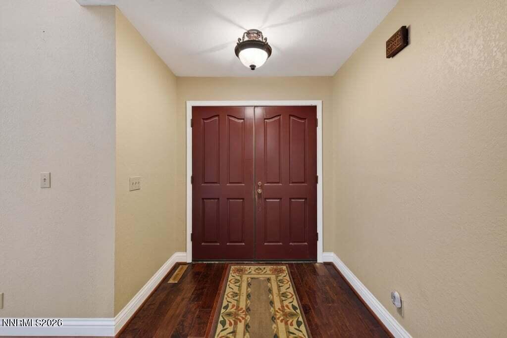 191 Kingsbury Circle Property Photo 13