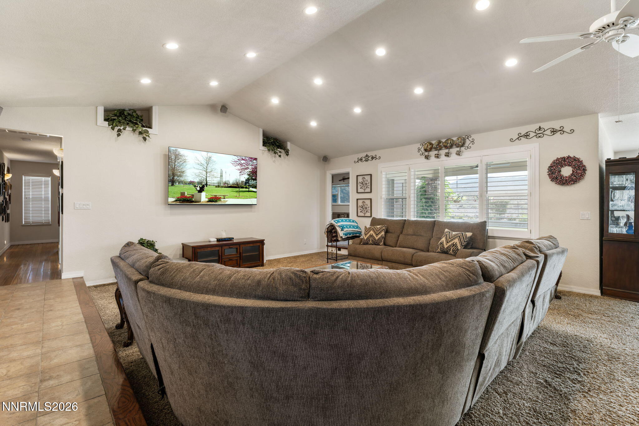 206 Gold Creek Drive Property Photo 11