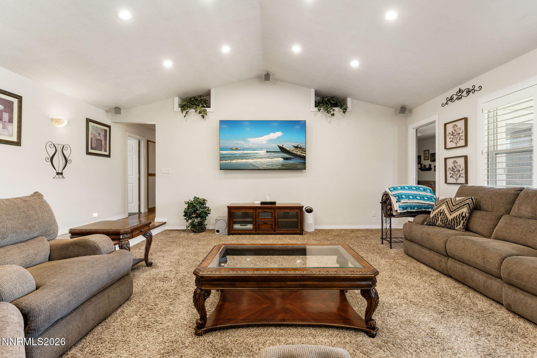 206 Gold Creek Drive Property Photo 14