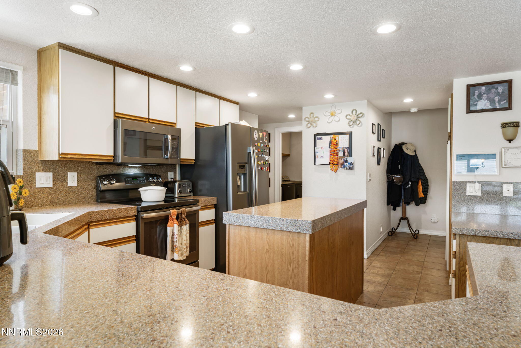 206 Gold Creek Drive Property Photo 19