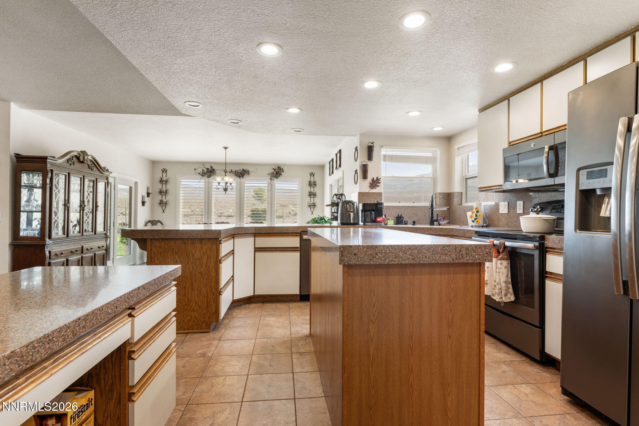 206 Gold Creek Drive Property Photo 21