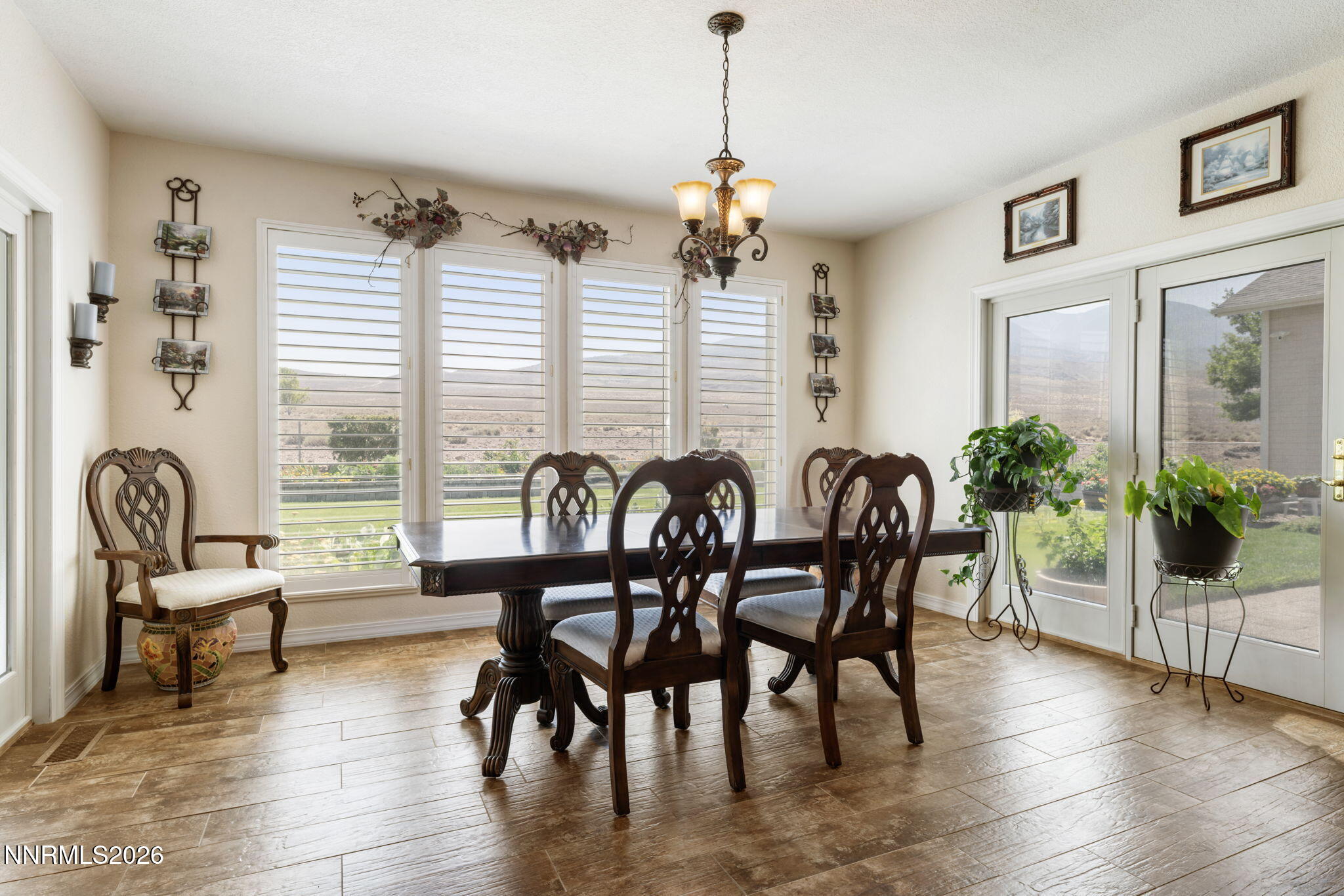 206 Gold Creek Drive Property Photo 23