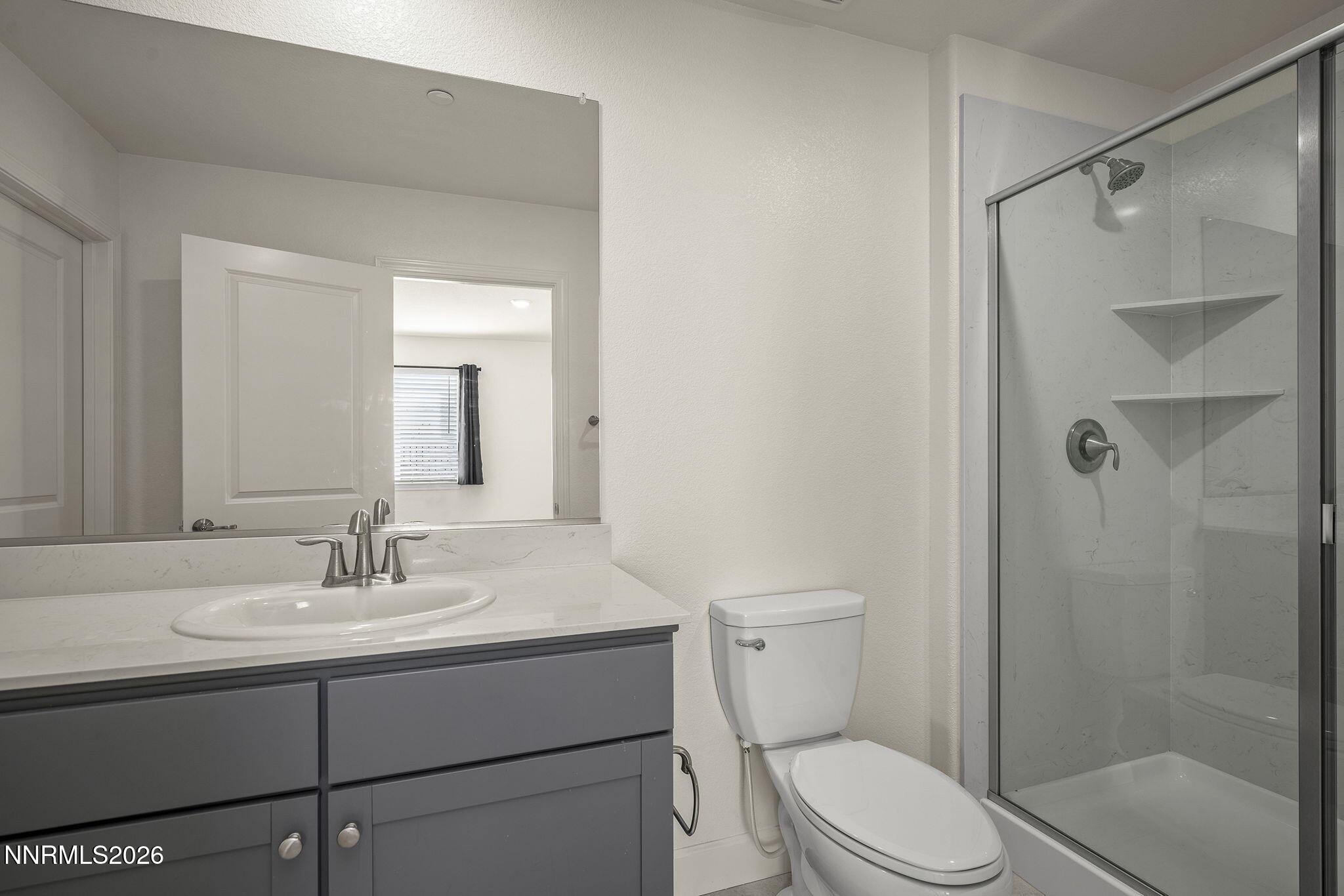 933 Cascade Range Drive Property Photo 13