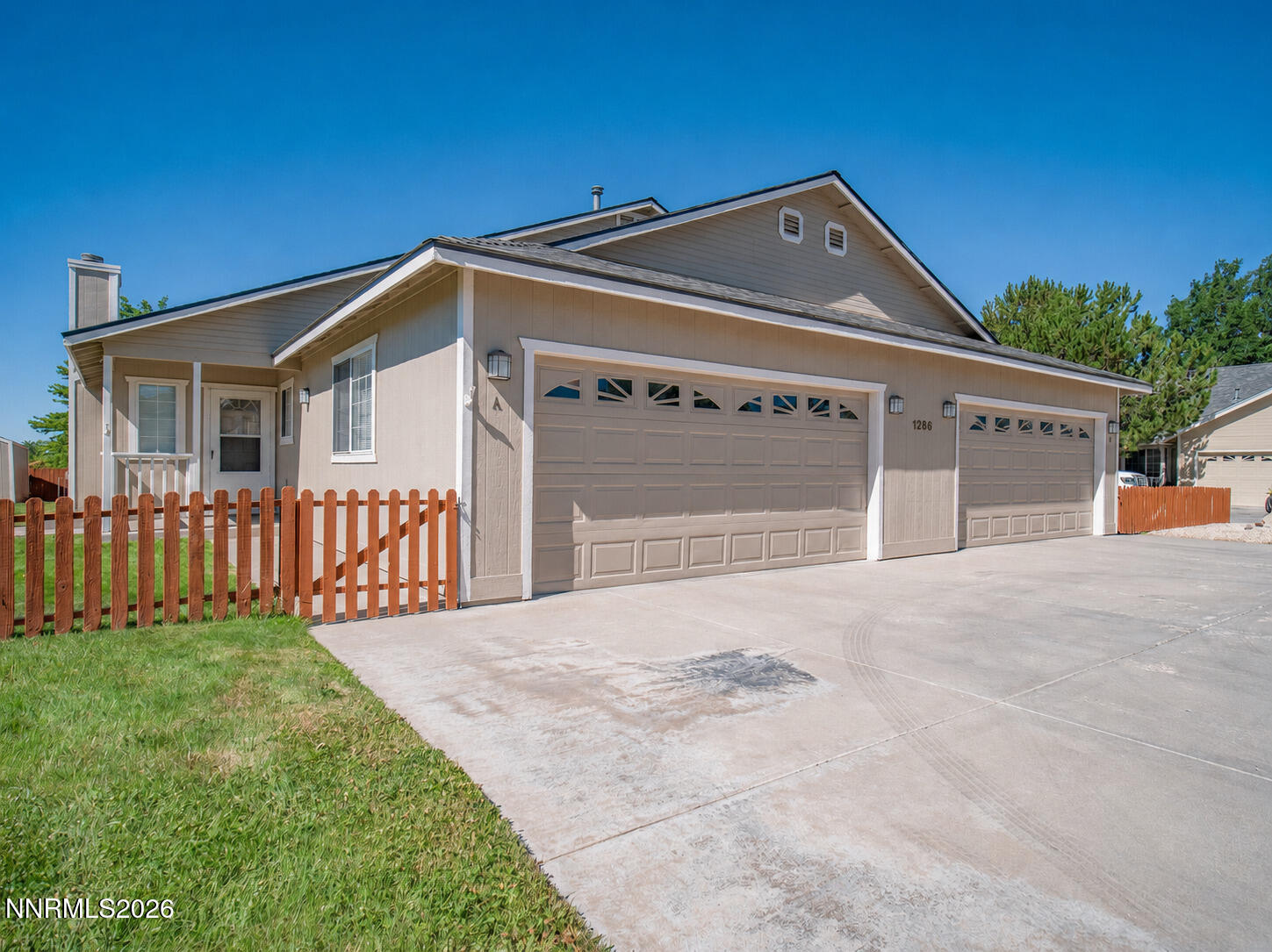 1286 Chardonnay Drive Property Photo 4