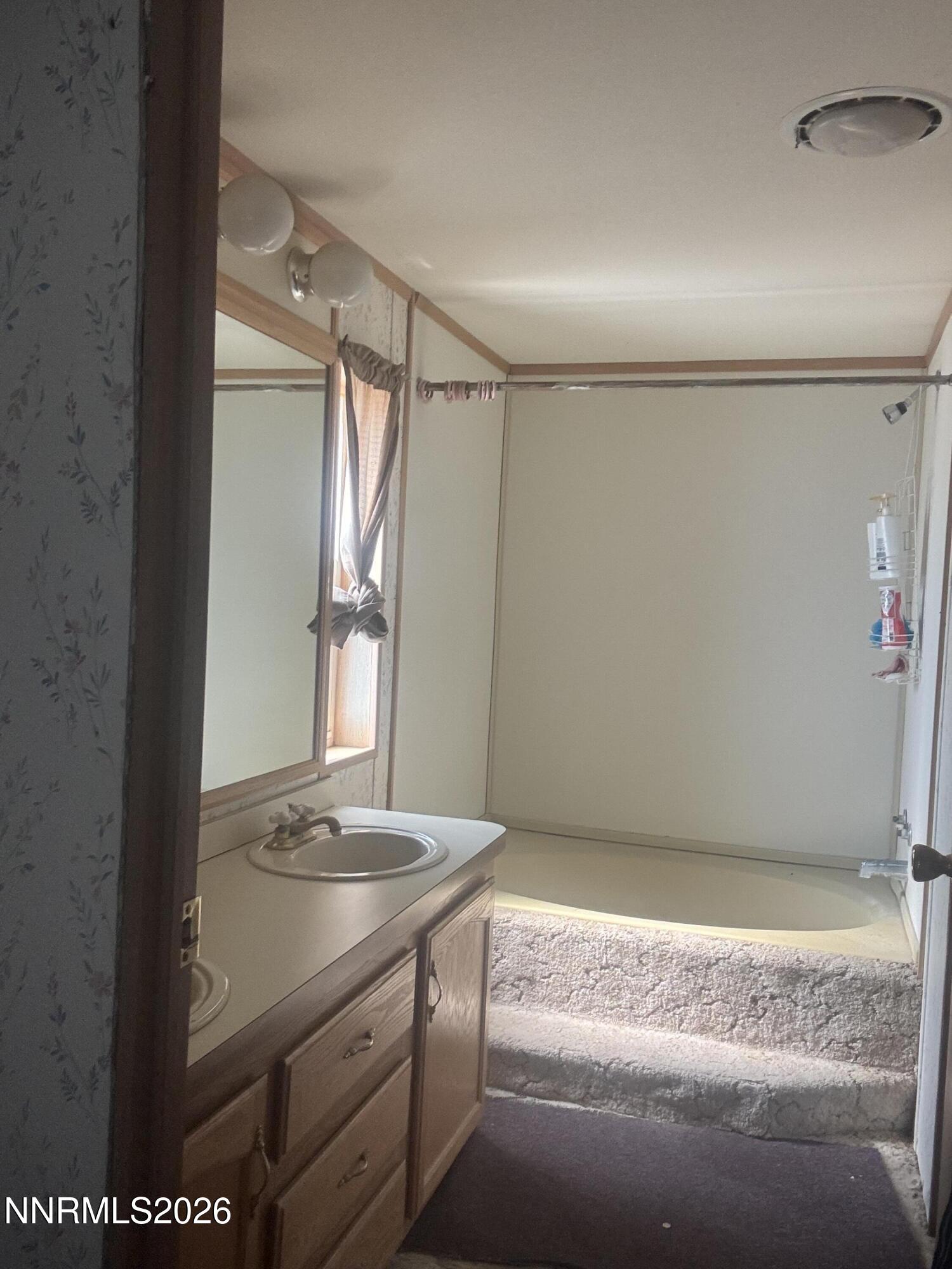 1100 Horseshoe Bend Road Property Photo 5