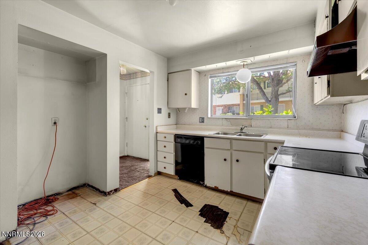 424 Smithridge Park Property Photo 5