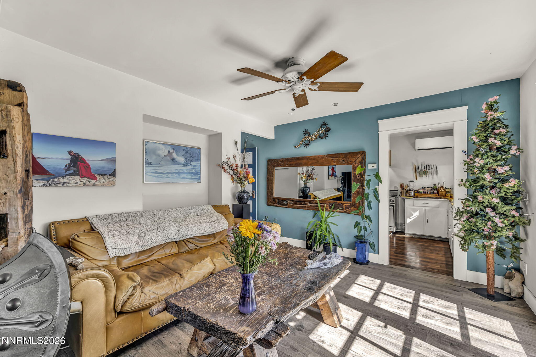 2865 Waegle Way Property Photo 6