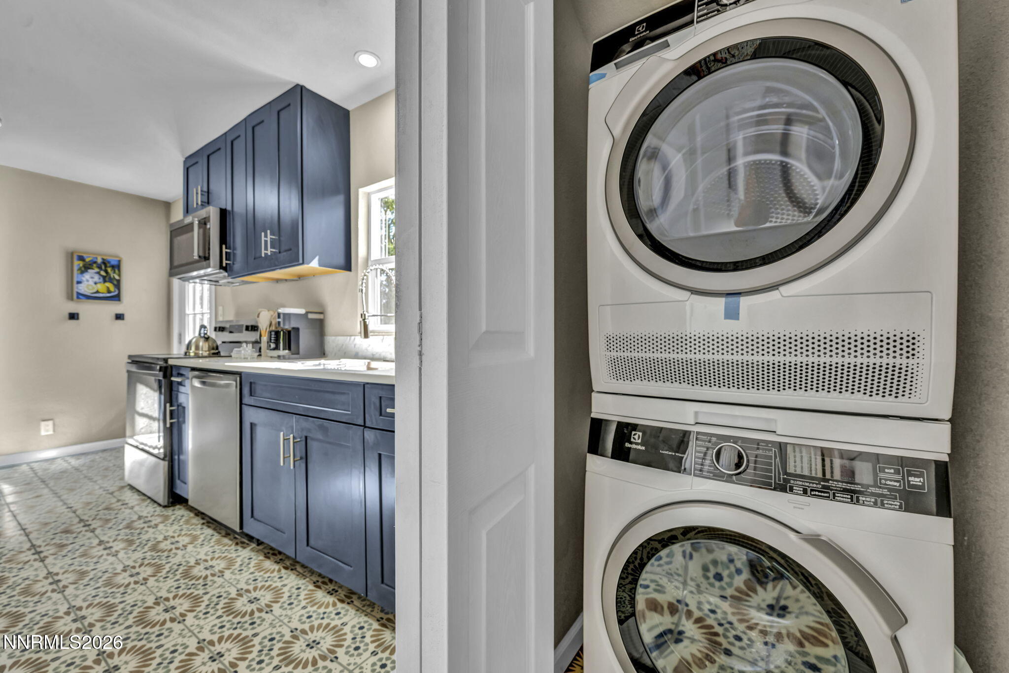 1678 Ordway Avenue Property Photo 37