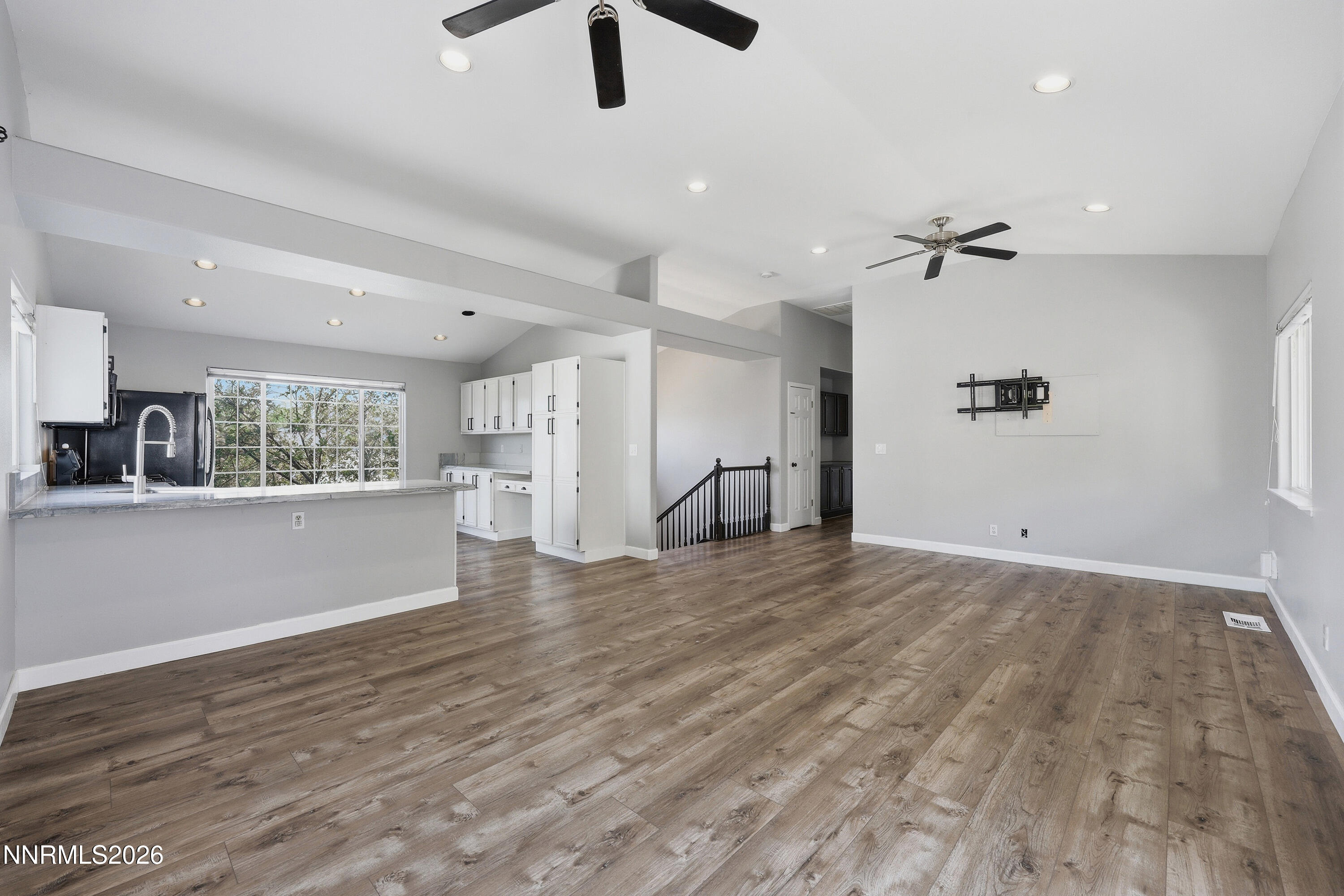 3015 Scottsdale Road Property Photo 6