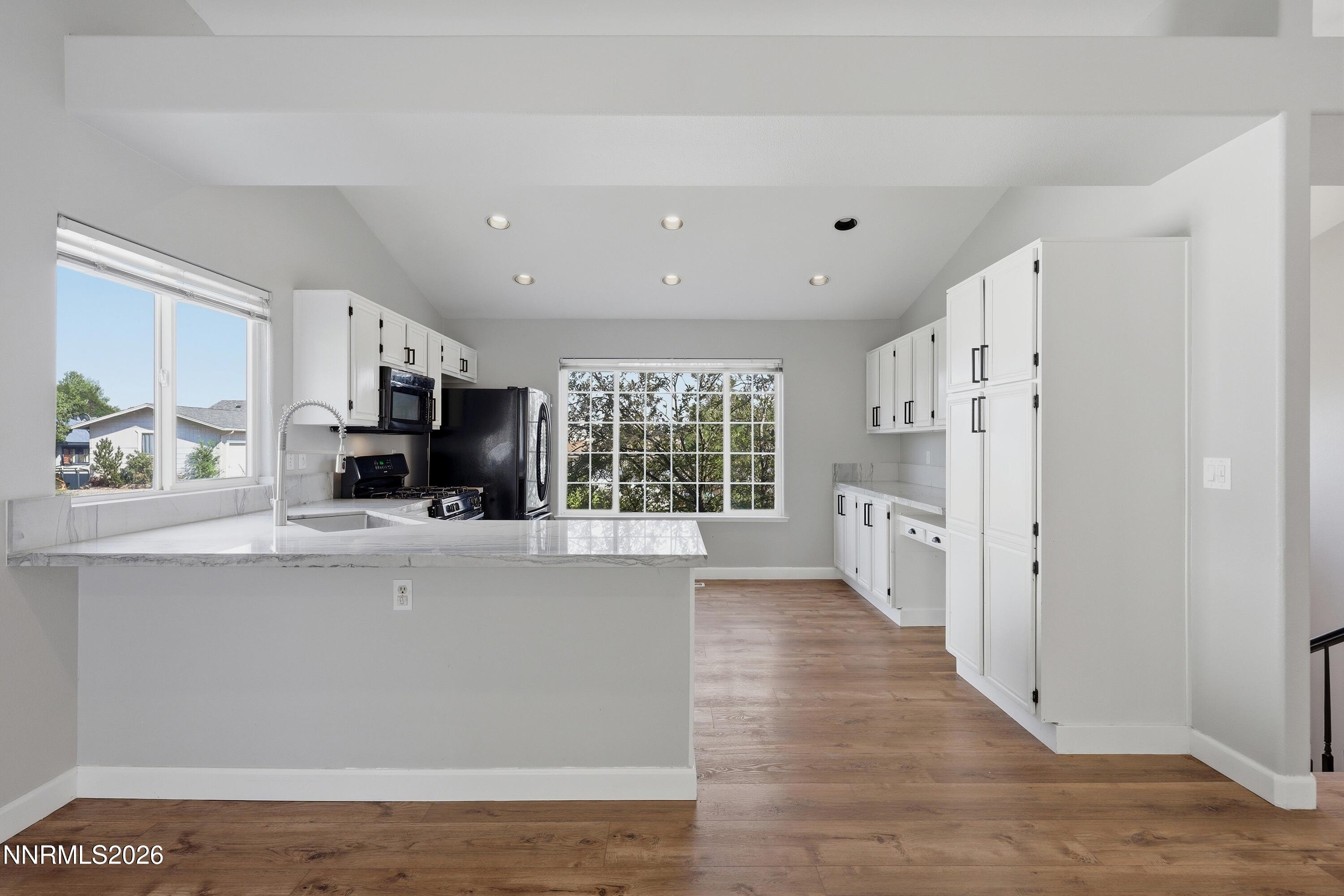 3015 Scottsdale Road Property Photo 7