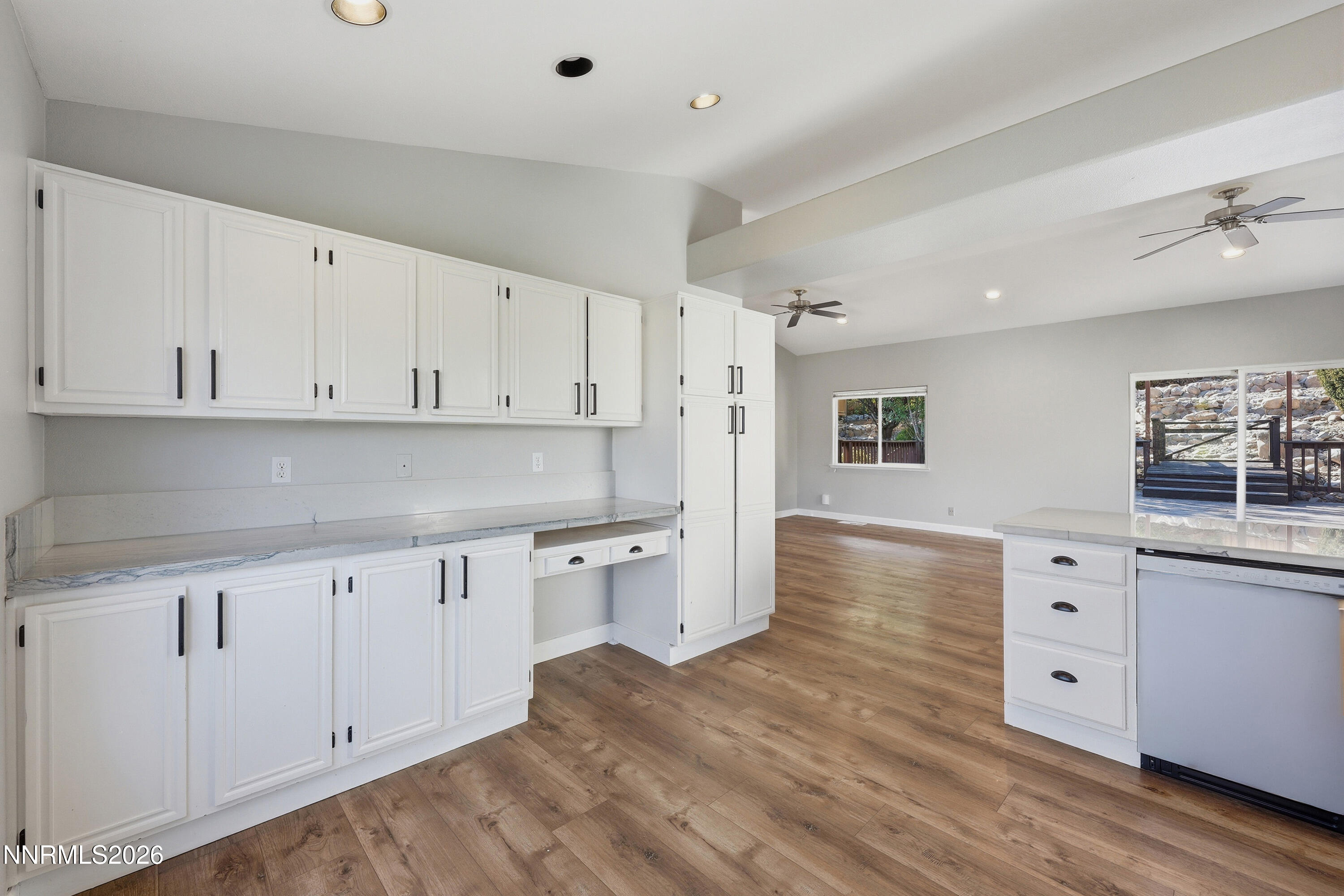3015 Scottsdale Road Property Photo 10