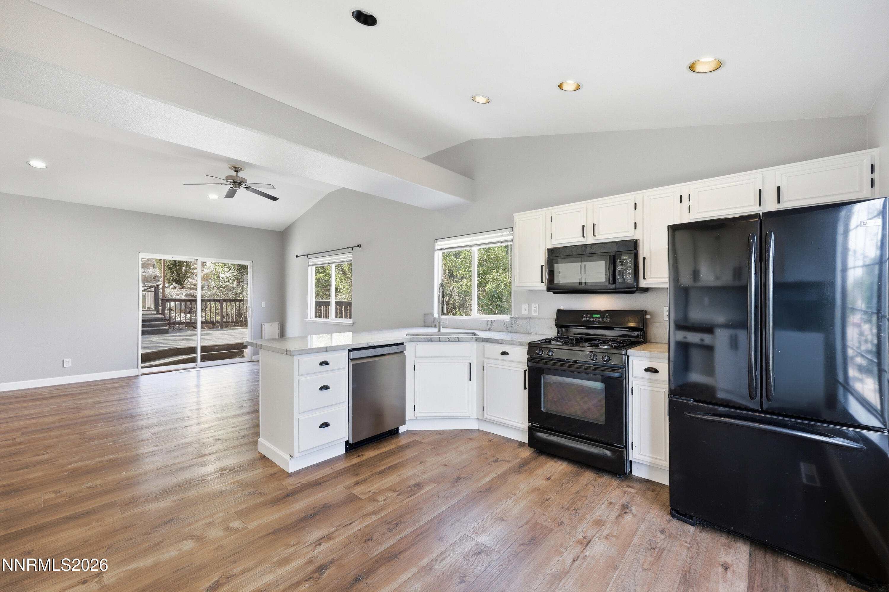 3015 Scottsdale Road Property Photo 11